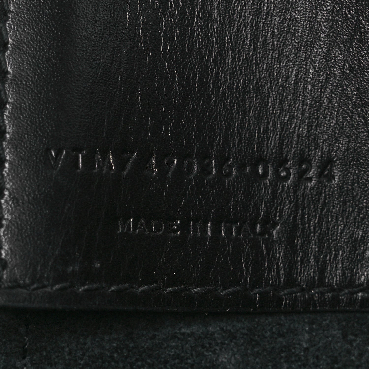 Saint Laurent Smooth Shiny Calfskin Monogram Le 37 Small Bucket Bag Black 7 of 15