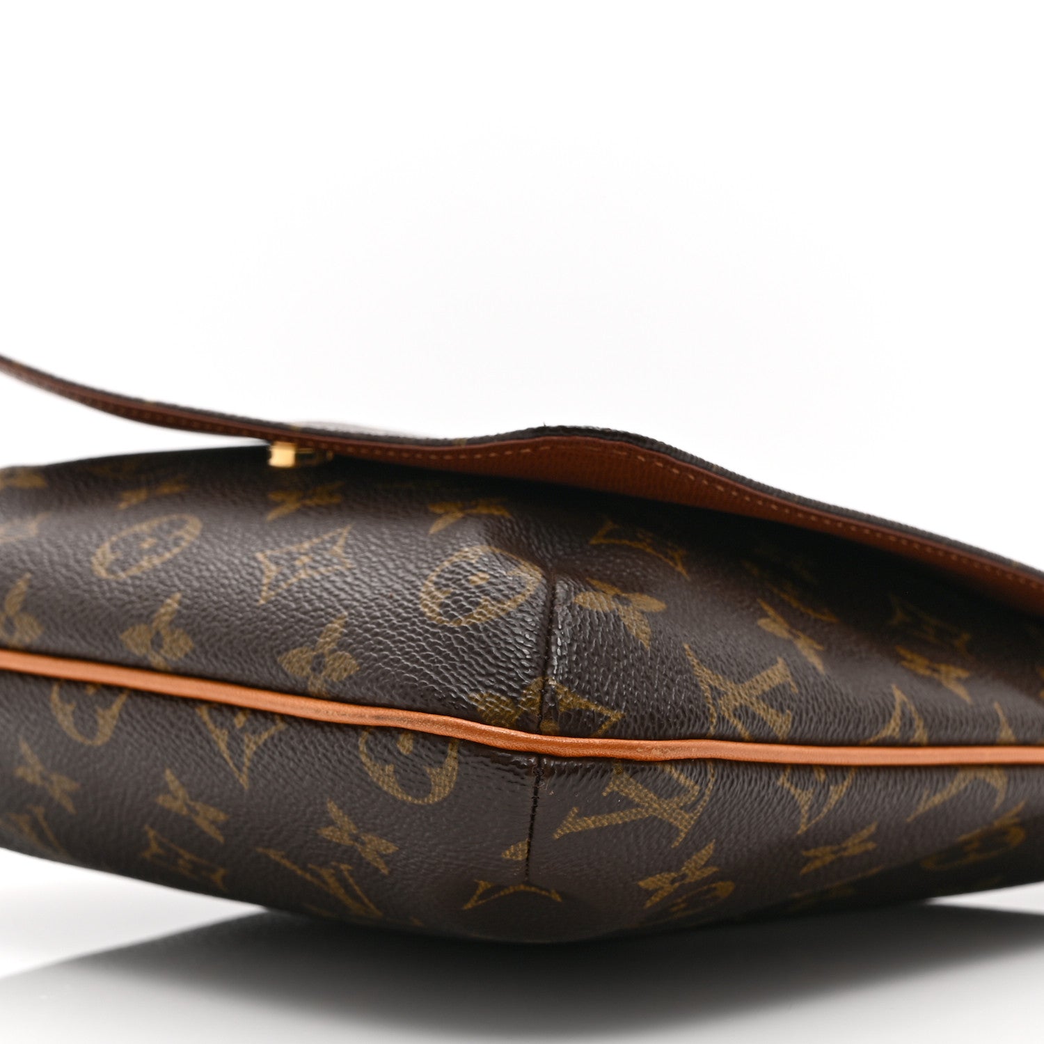 Louis Vuitton Monogram Musette Salsa 10 of 10
