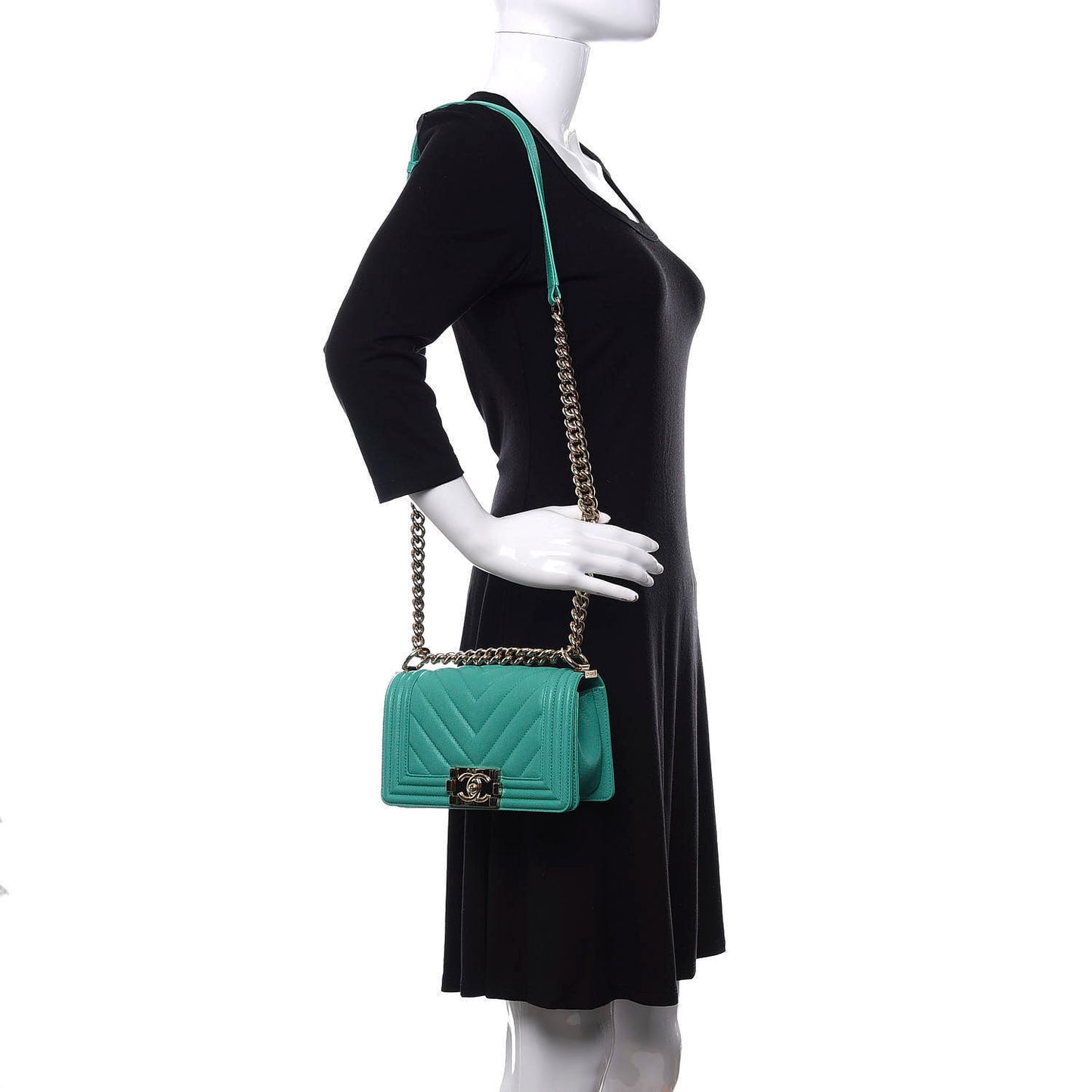 Caviar Chevron Quilted Small Boy Flap Green