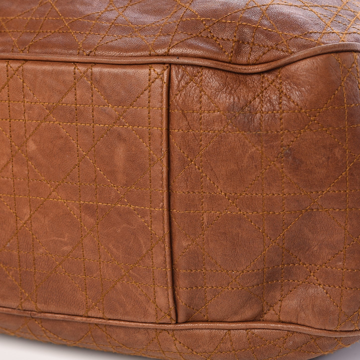 Lambskin Cannage Drawstring Bag Brown