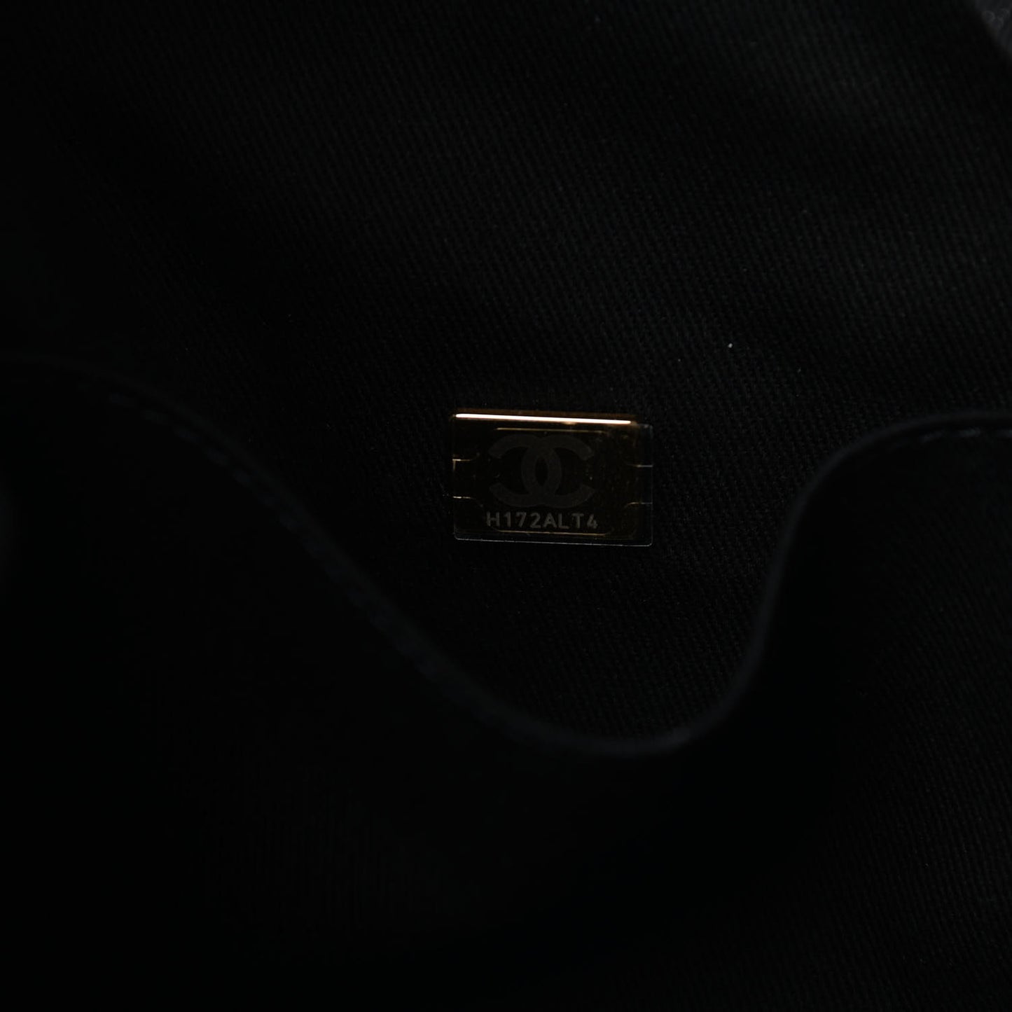 Lurex Boucle Medium Deauville Tote Black