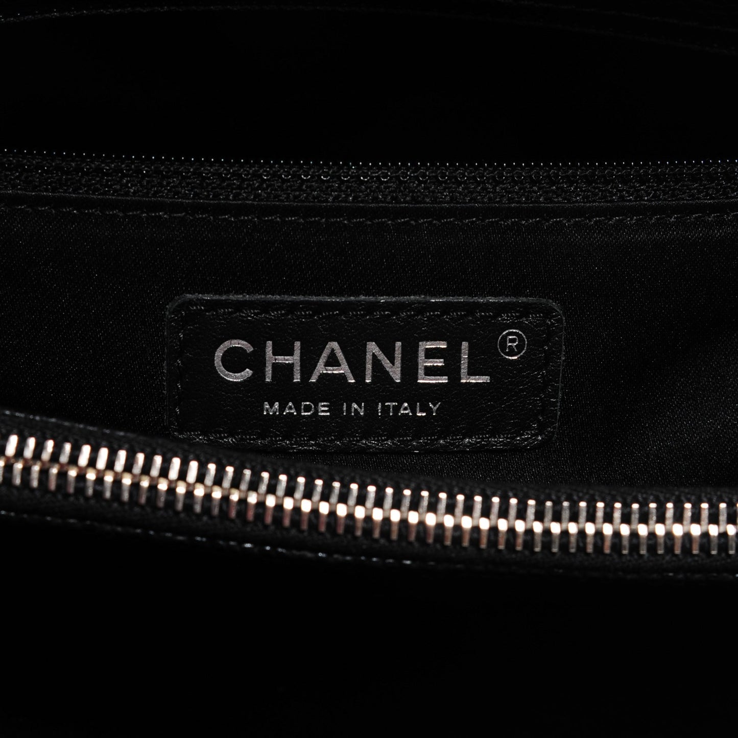 Caviar Quilted Grand Shopping Tote GST Black