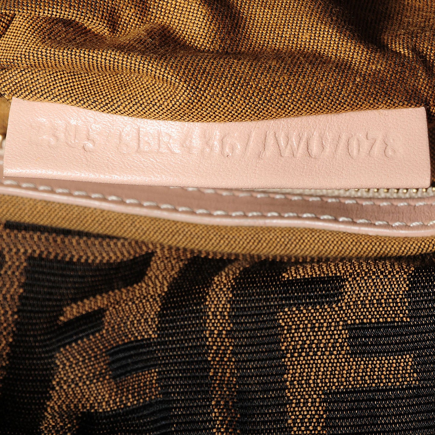 Zucca Medium Chef Shoulder Bag Tobacco Pink