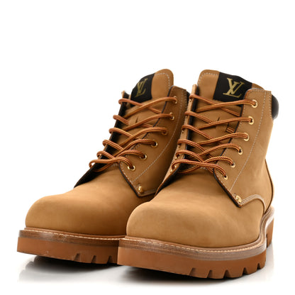 Louis Vuitton Nubuck Calfskin Monogram Mens Oberkampf Ankle Boots Beige 4 of 11