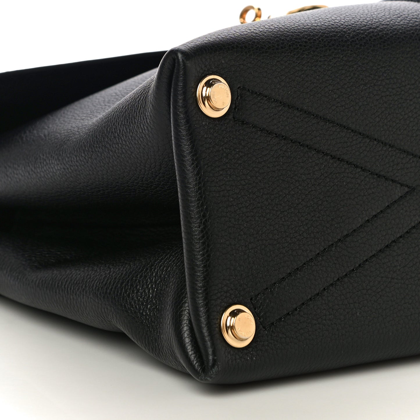 Grained Smooth Calfskin Rose Des Vents MM Black