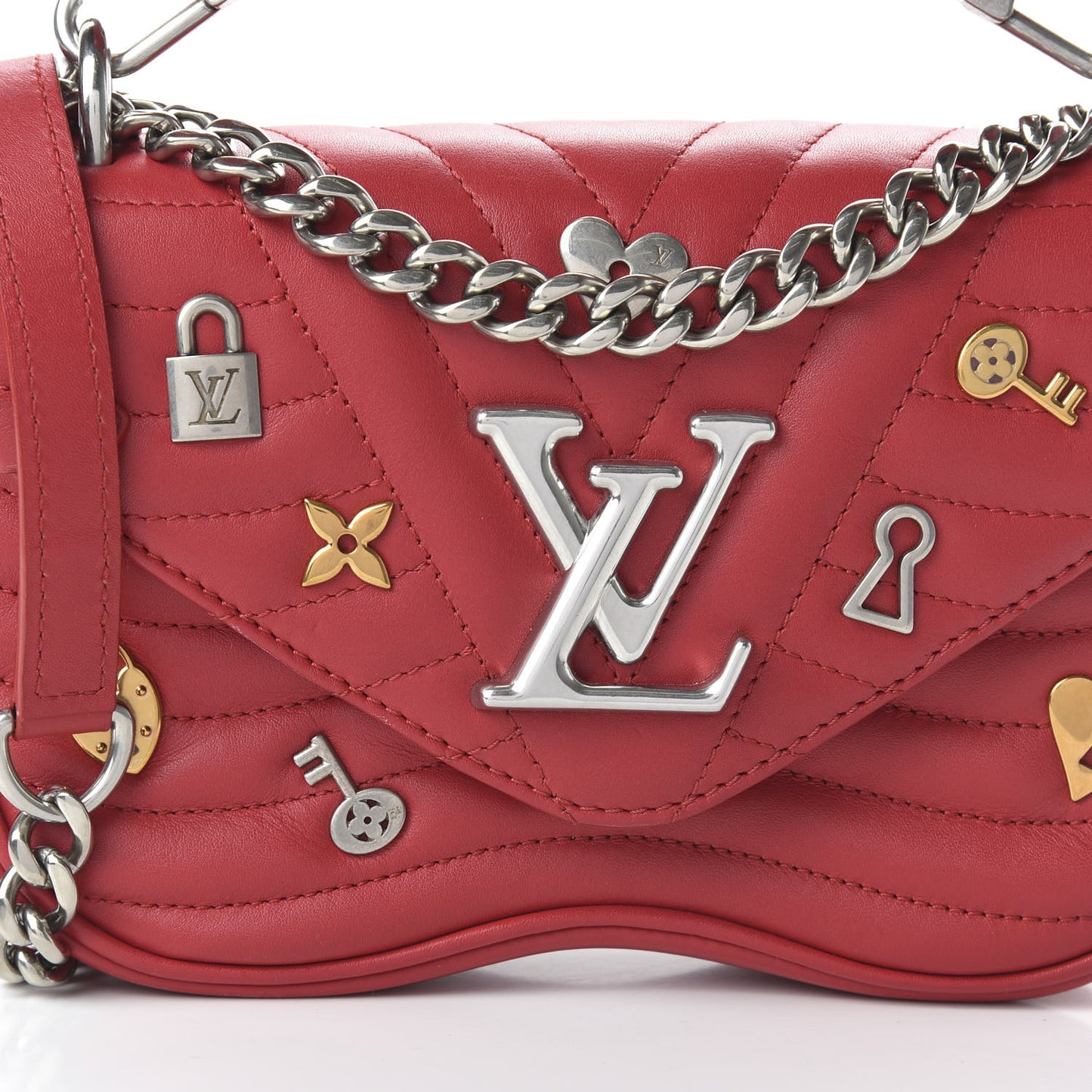 Calfskin Love Lock New Wave Chain PM Red