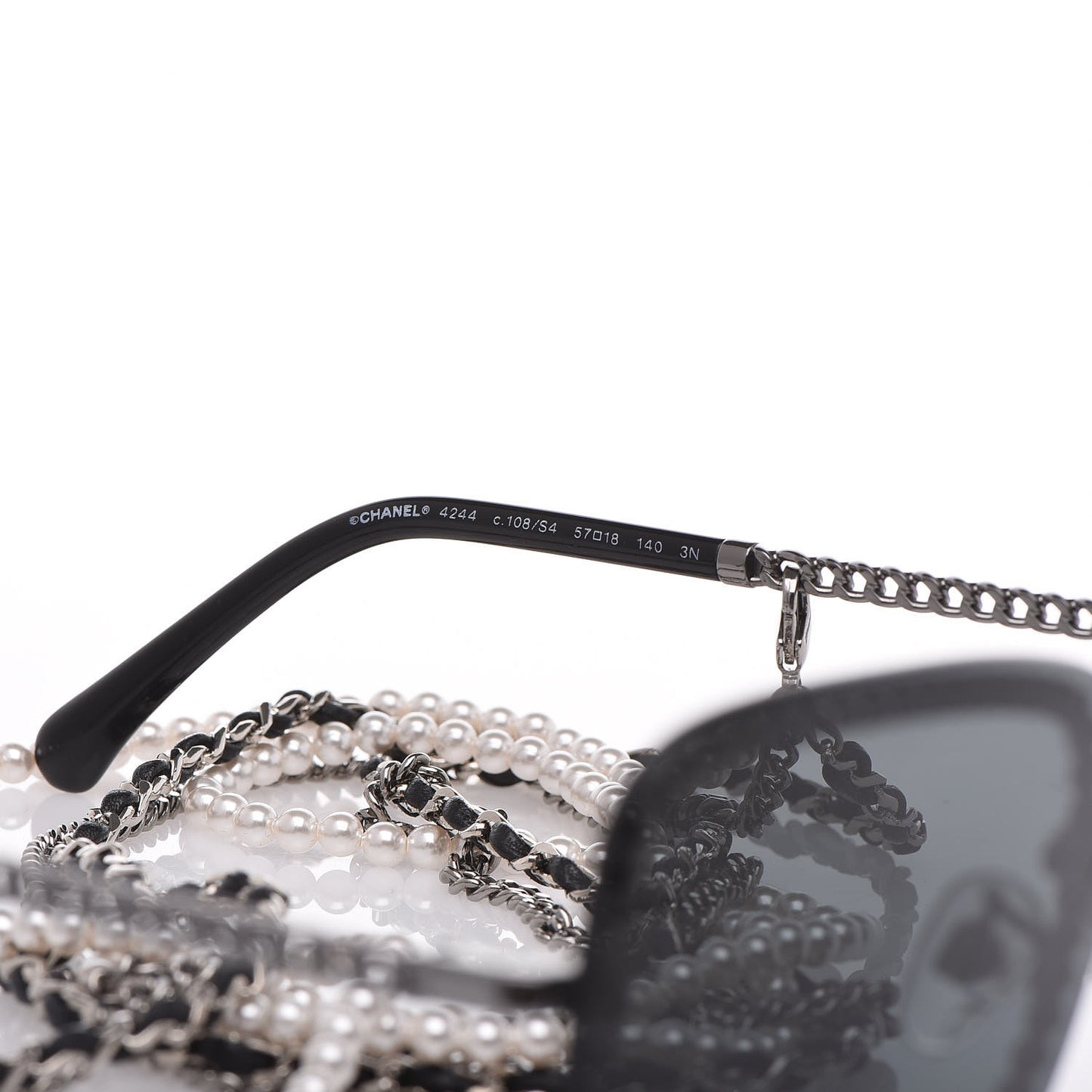 Chain Square Sunglasses 4244 Black