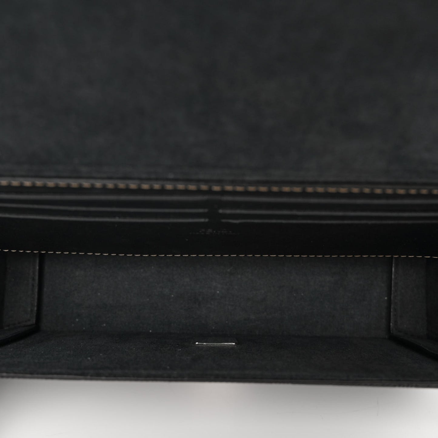 Vitello King FF Lines Embossed Baguette Soft Trunk Black