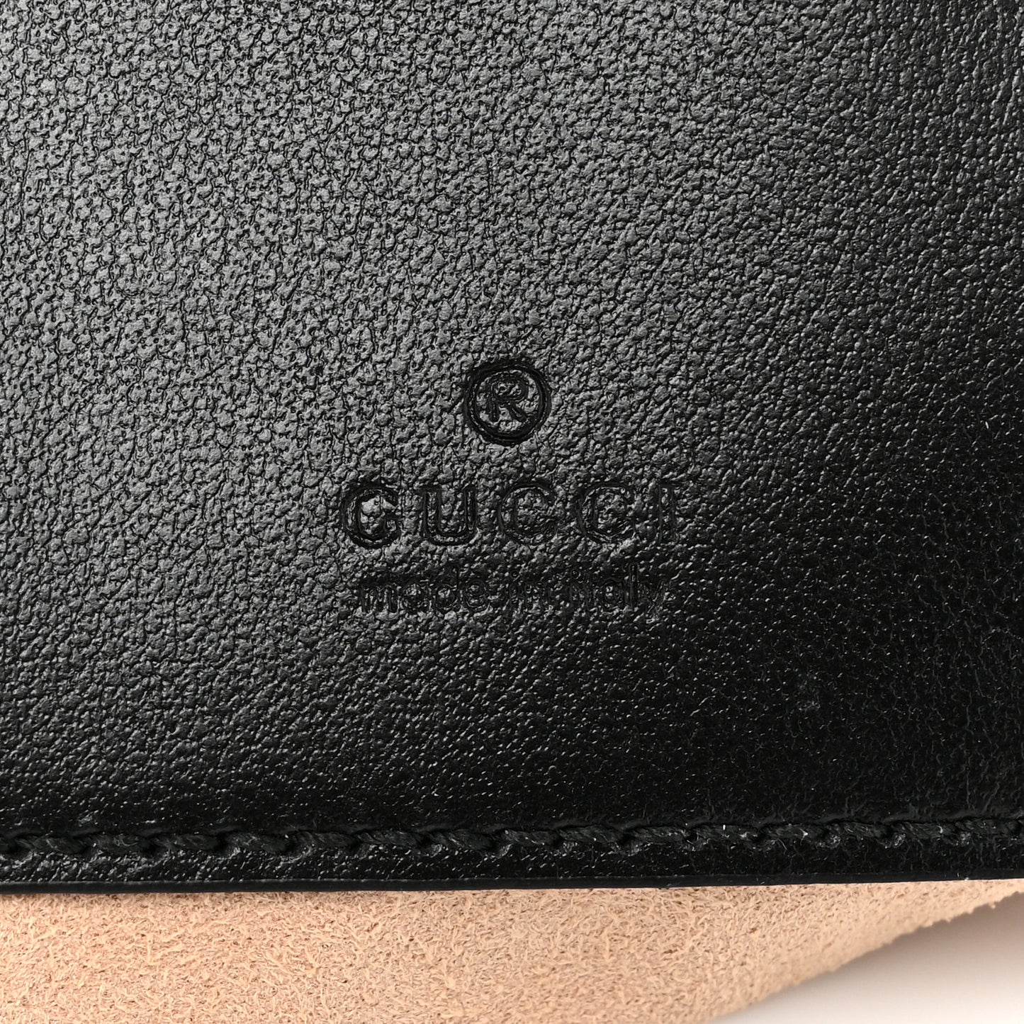 Calfskin Matelasse Mini GG Marmont 2.0 Bucket Bag Black
