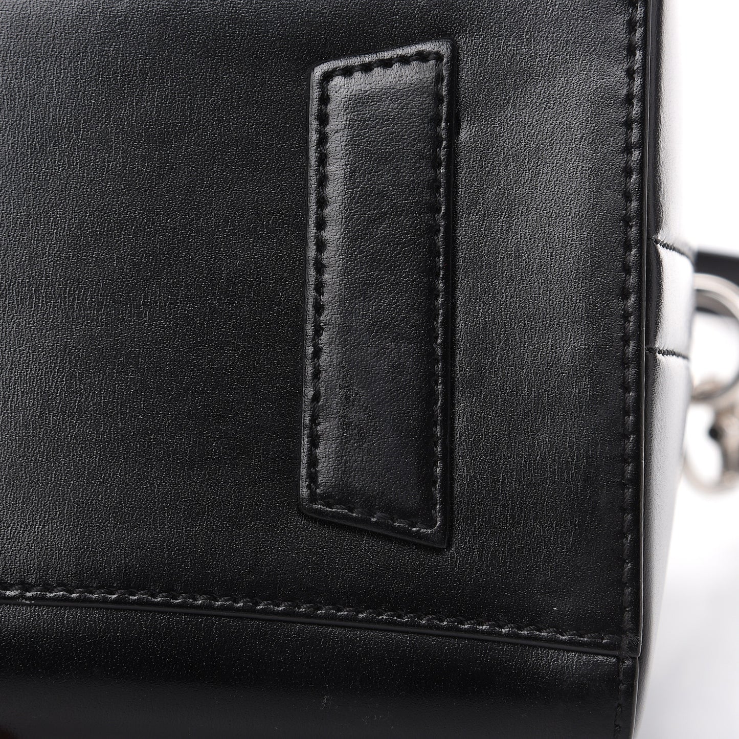 Shiny Lord Calfskin Small Antigona Black
