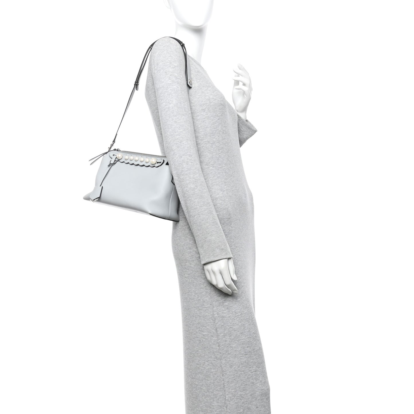 Vitello Dolce Pearl Scalloped Medium By The Way Boston Bag Grigio Perla