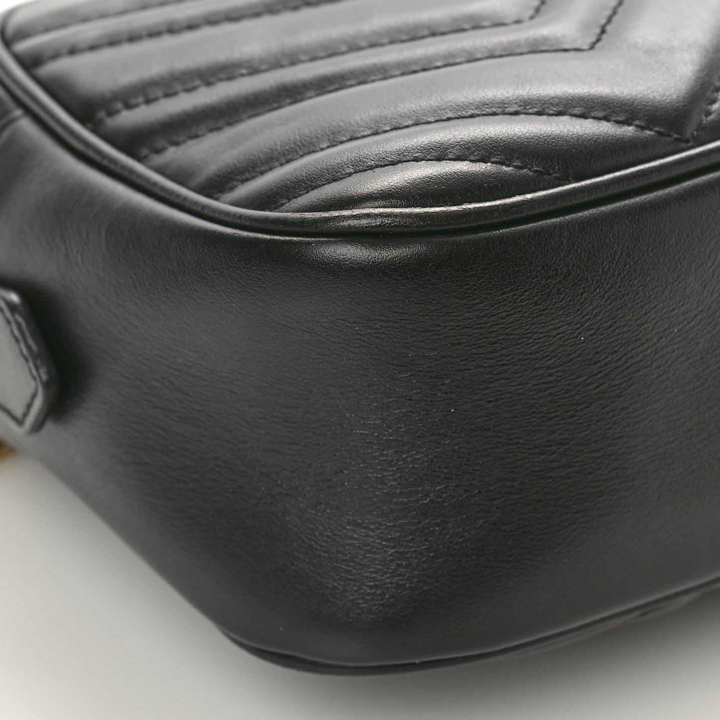 Calfskin Matelasse Small GG Marmont Chain Shoulder Bag Black