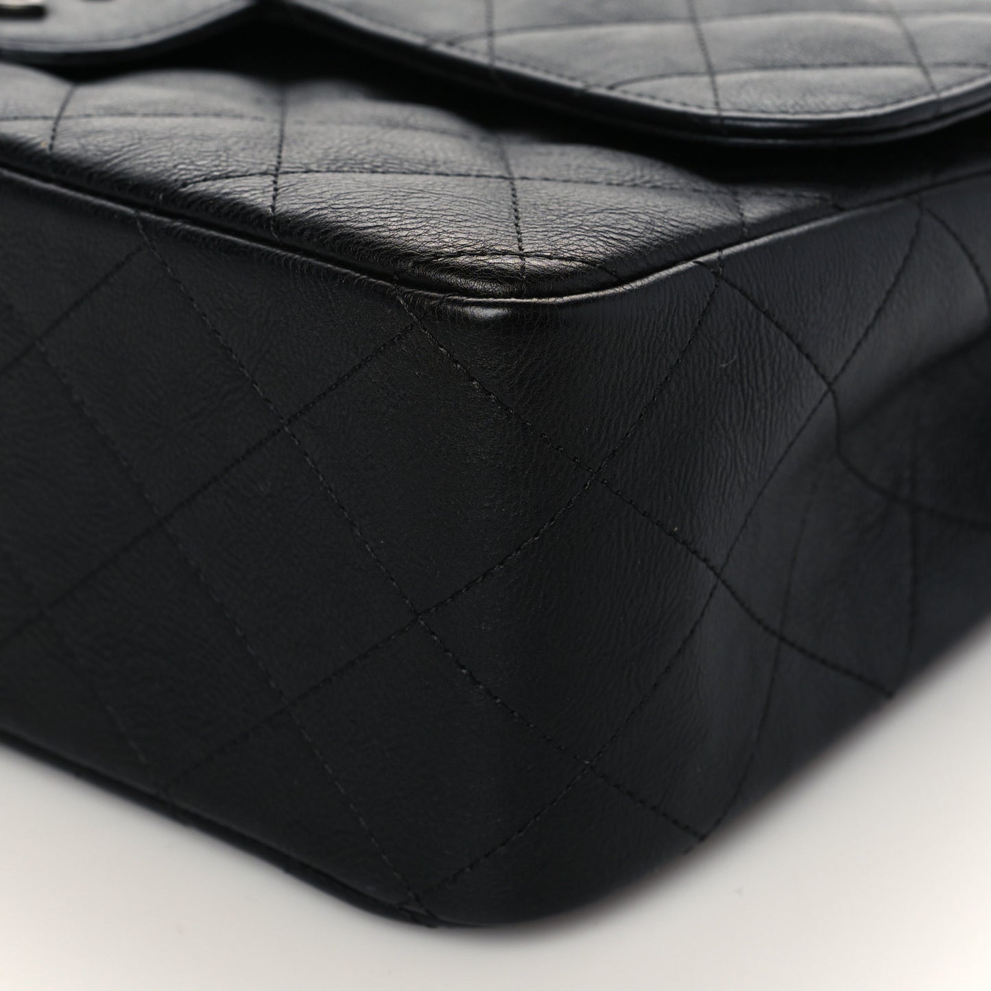 Crumpled Calfskin Quilted Jumbo Double Flap So Black