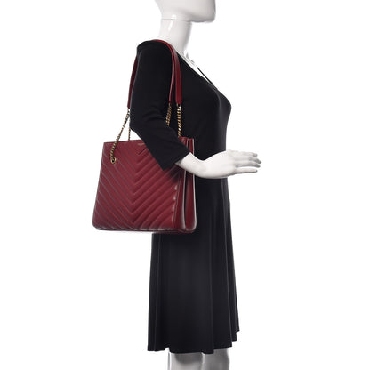 Saint Laurent Grain de Poudre Matelasse Chevron Medium Tribeca Shopping Bag Garnet 2 of 11