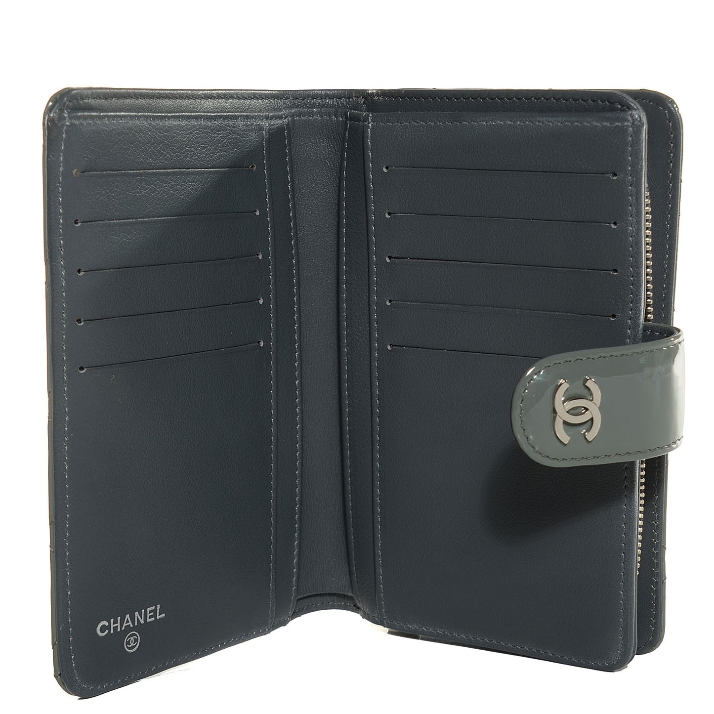 Patent Quilted L-Zip Pocket Wallet Grey
