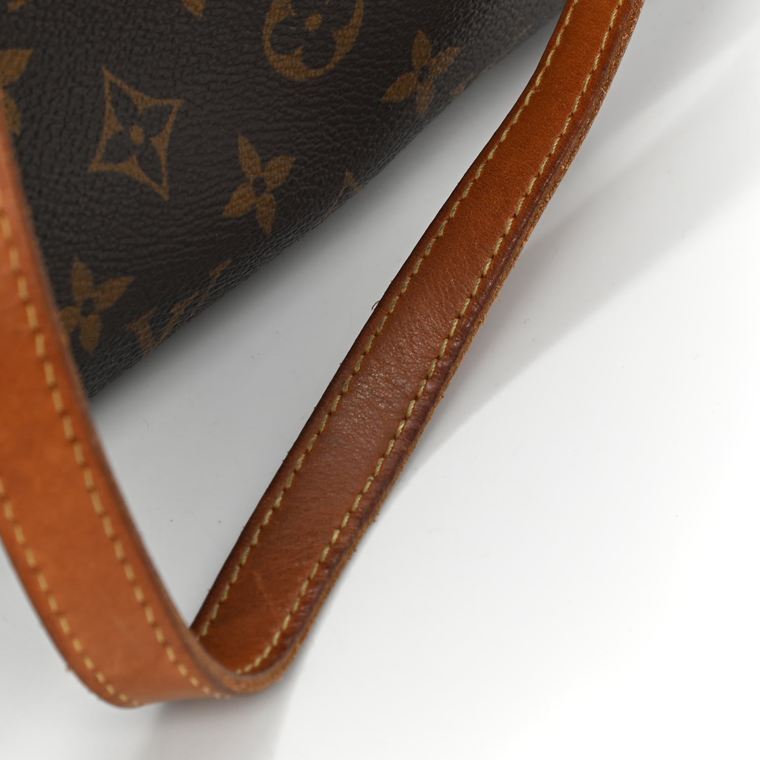 Louis Vuitton Monogram Totally MM 11 of 14