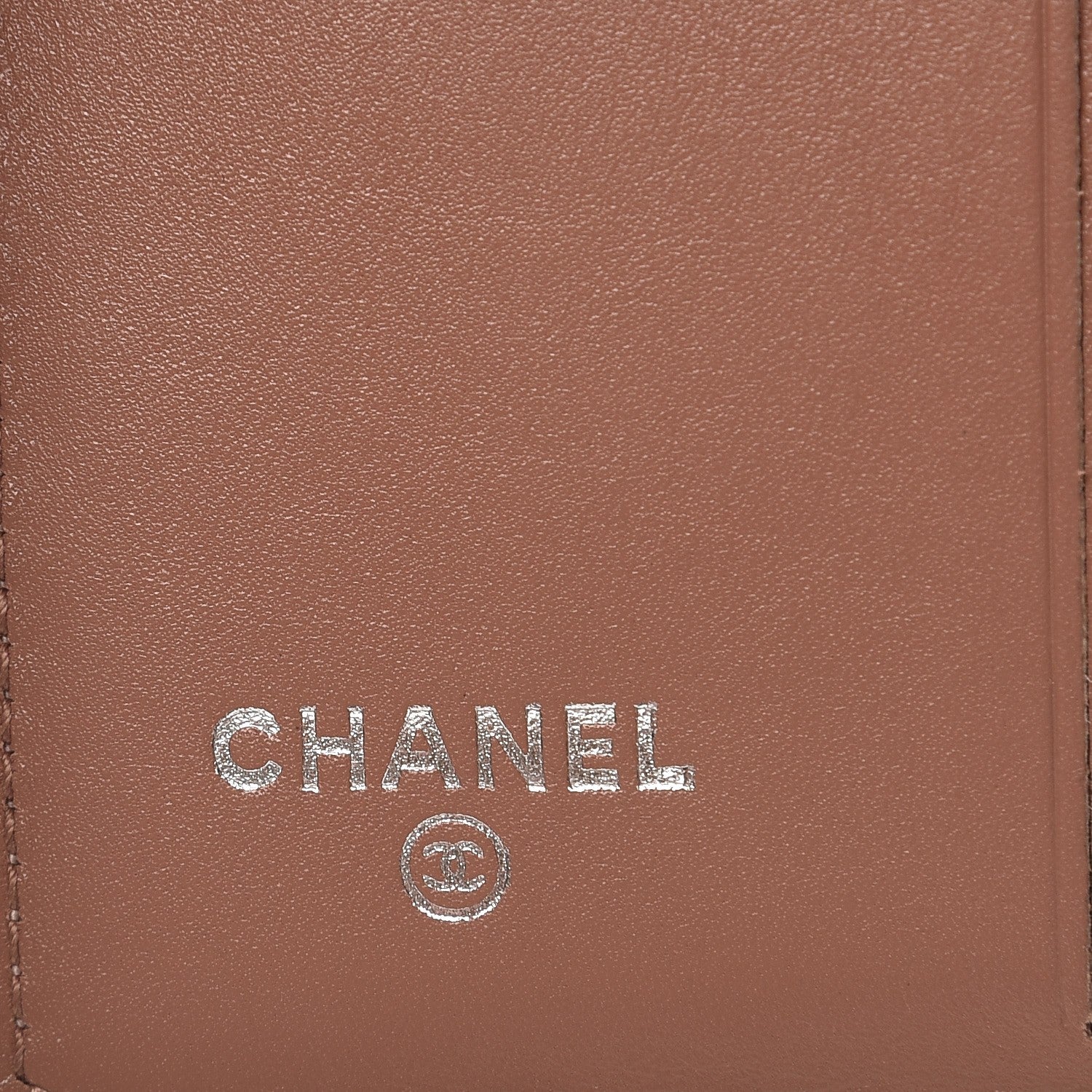 Chanel Metallic Glazed Calfskin Compact Boy Wallet Pink 5 of 8