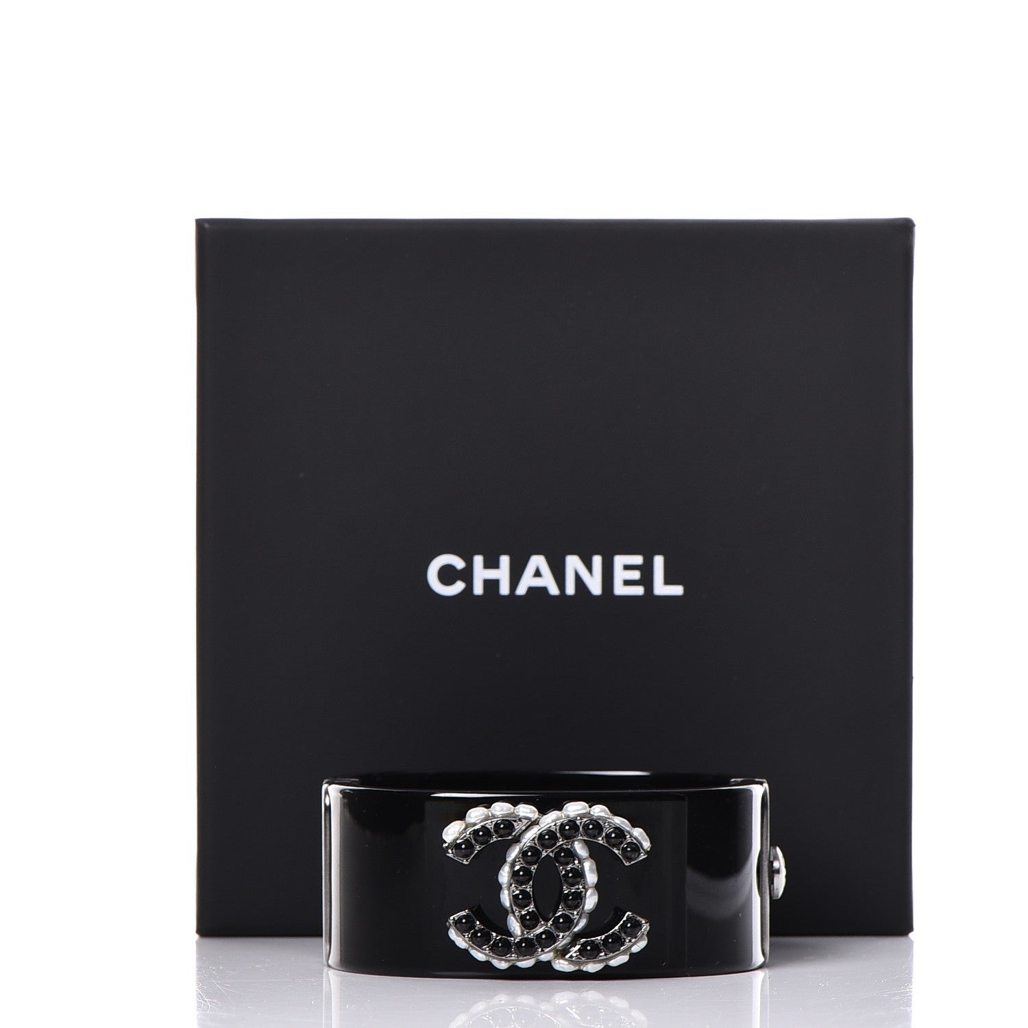 Chanel Resin Pearl CC Cuff Black 6 of 6