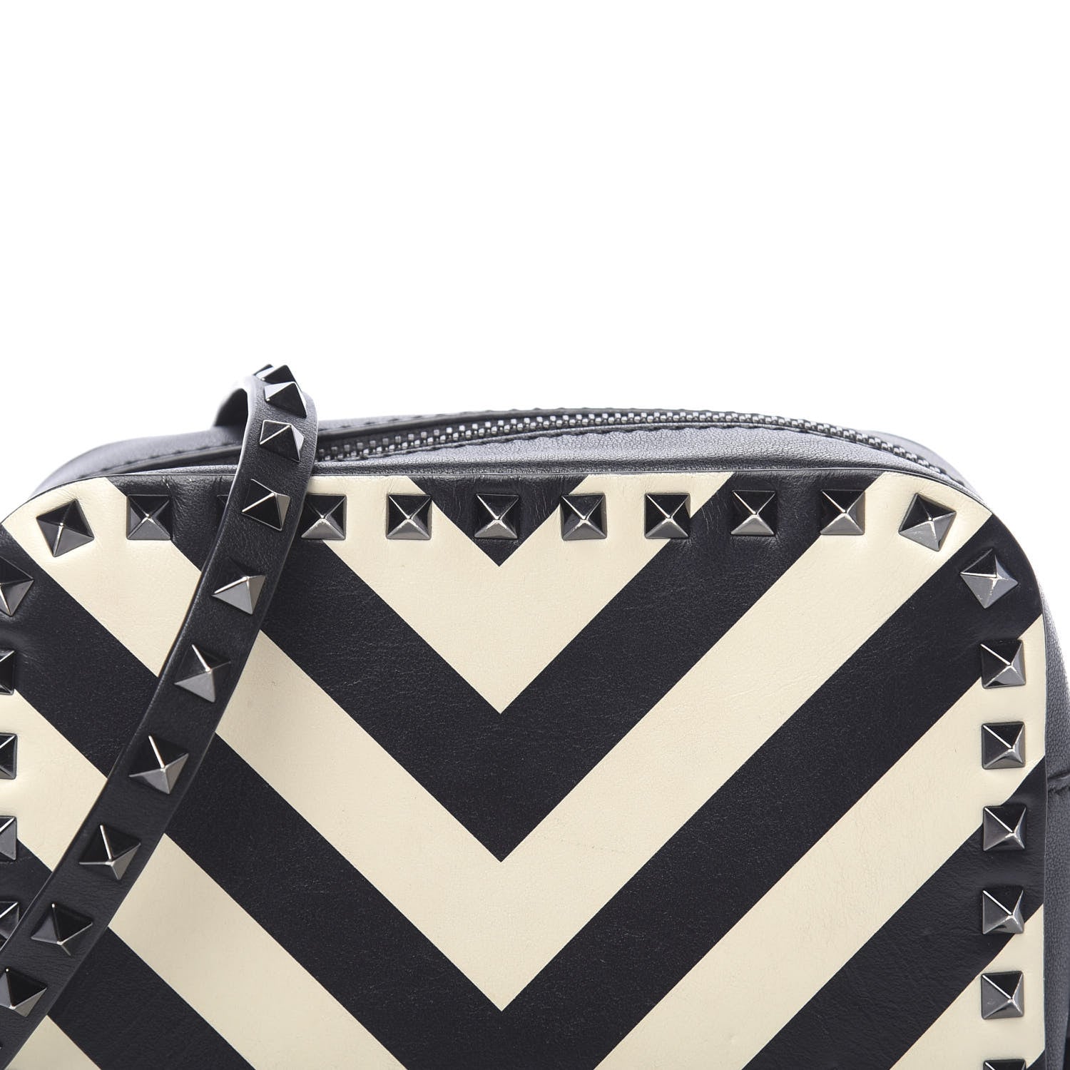 Valentino Garavani Vitello Chevron Rockstud Camera Crossbody Bag Light Ivory Black 9 of 10