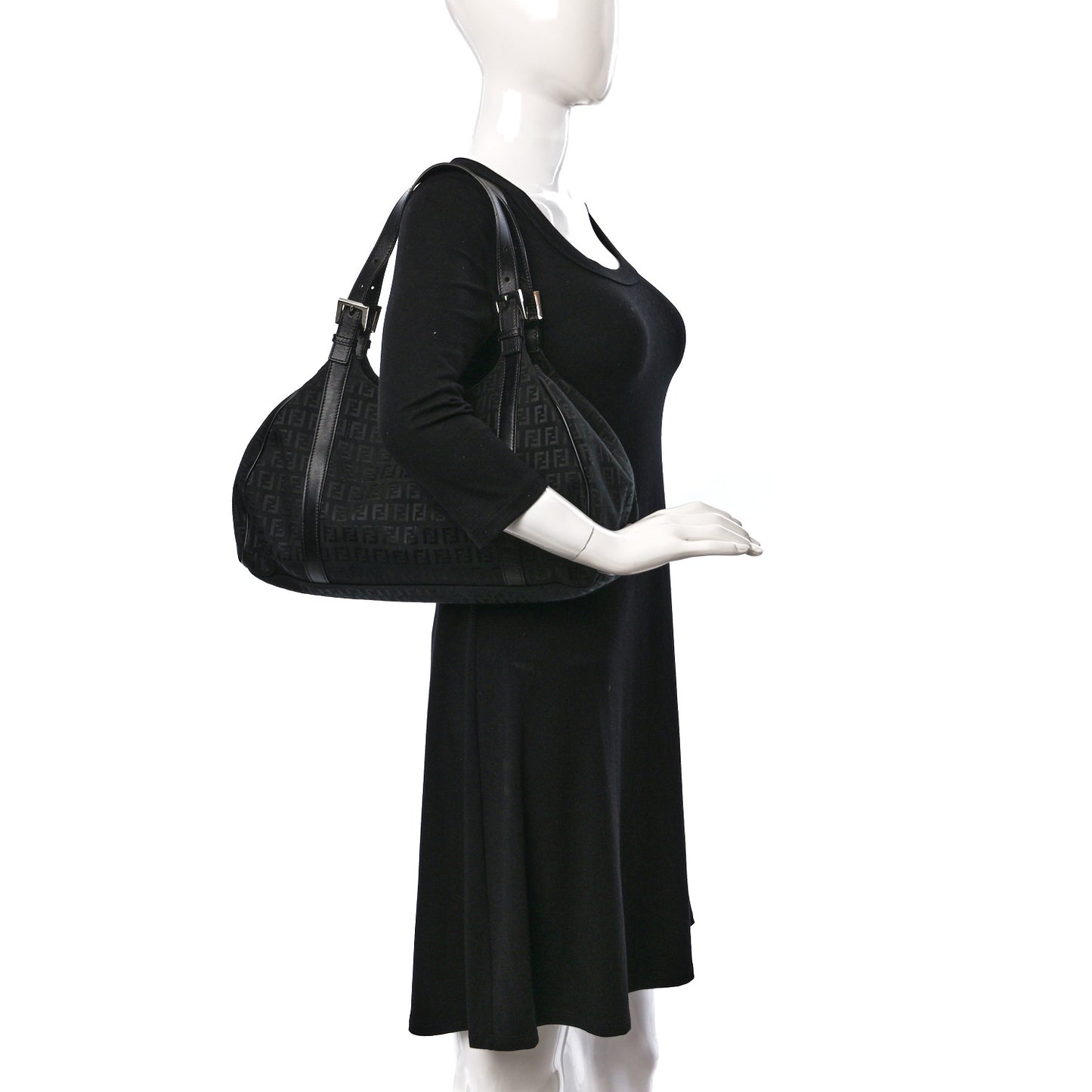 Zucchino Vitello Shoulder Bag Black
