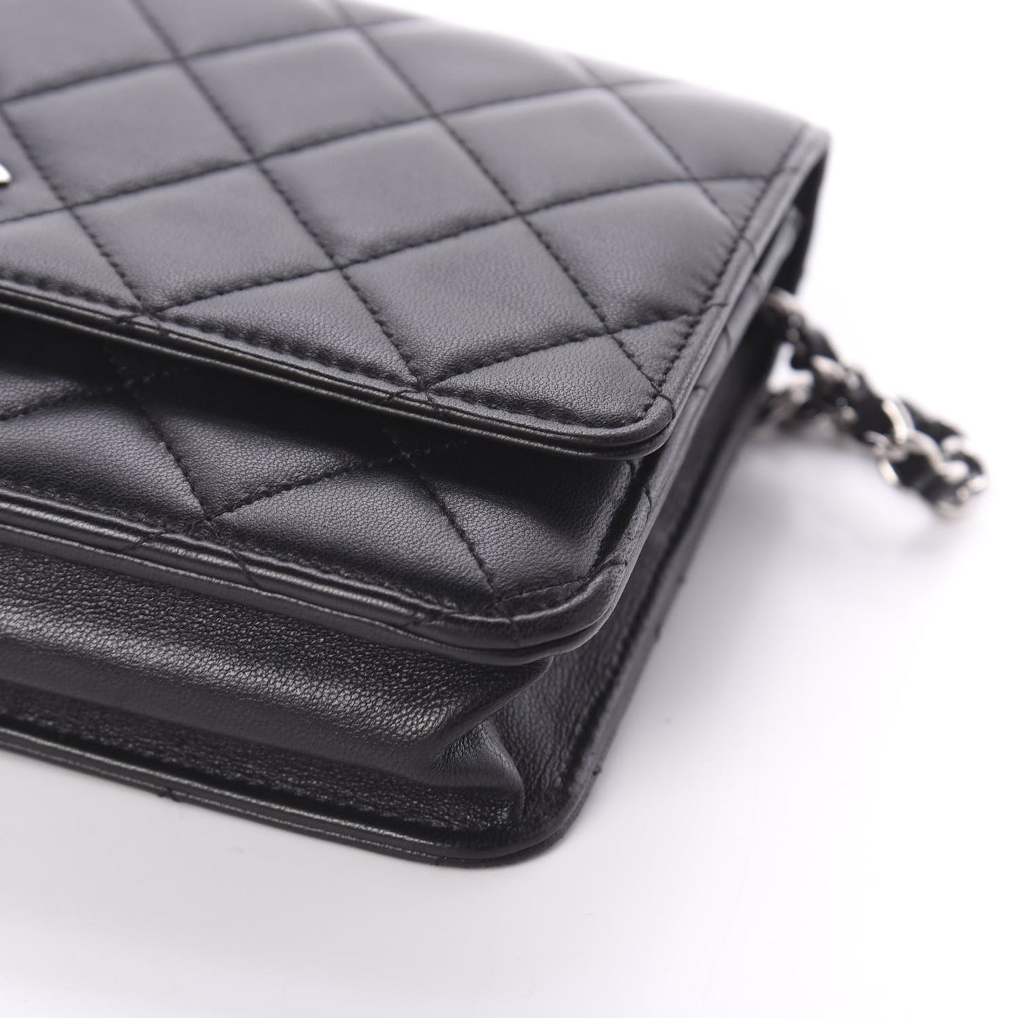 Lambskin Quilted Wallet On Chain WOC Black