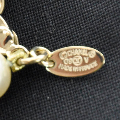 Chanel Classic CC Graduated Pearl Necklace 5 of 6