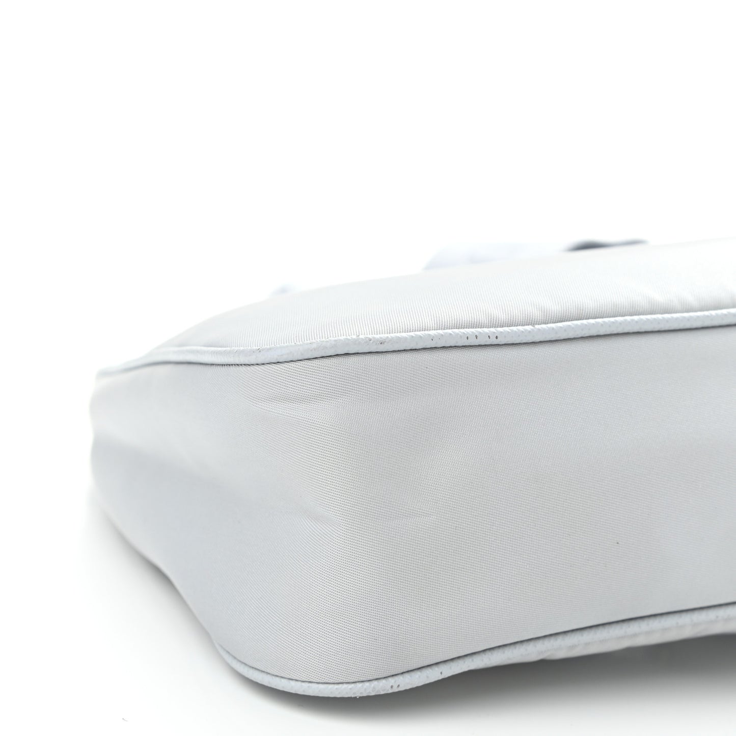 Re-Nylon Saffiano Re-Edition 2005 Shoulder Bag Fiordaliso