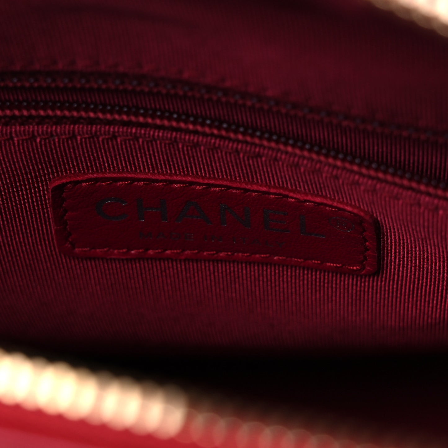 Metallic Aged Calfskin Quilted Medium Gabrielle Hobo Silver Navy Red