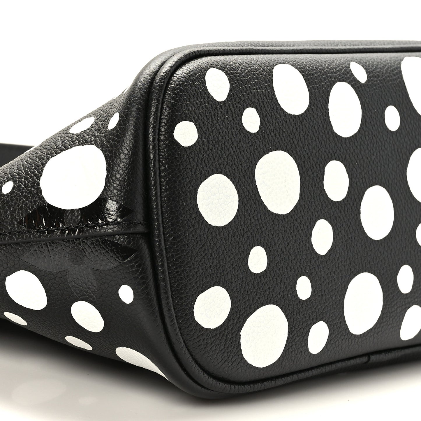 LV X YK Empreinte Marshmallow Hobo PM Black White