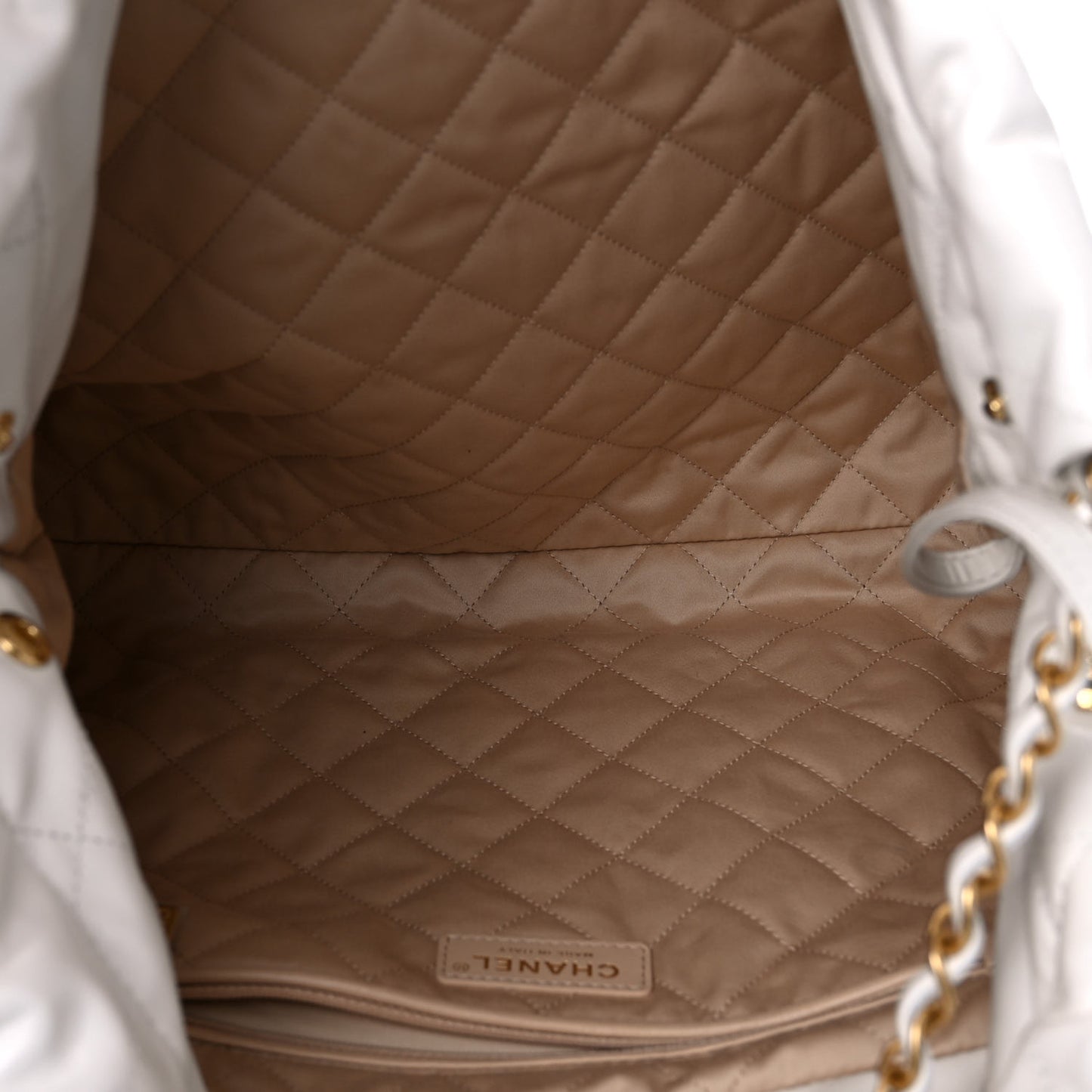 Shiny Calfskin Quilted Chanel 22 White
