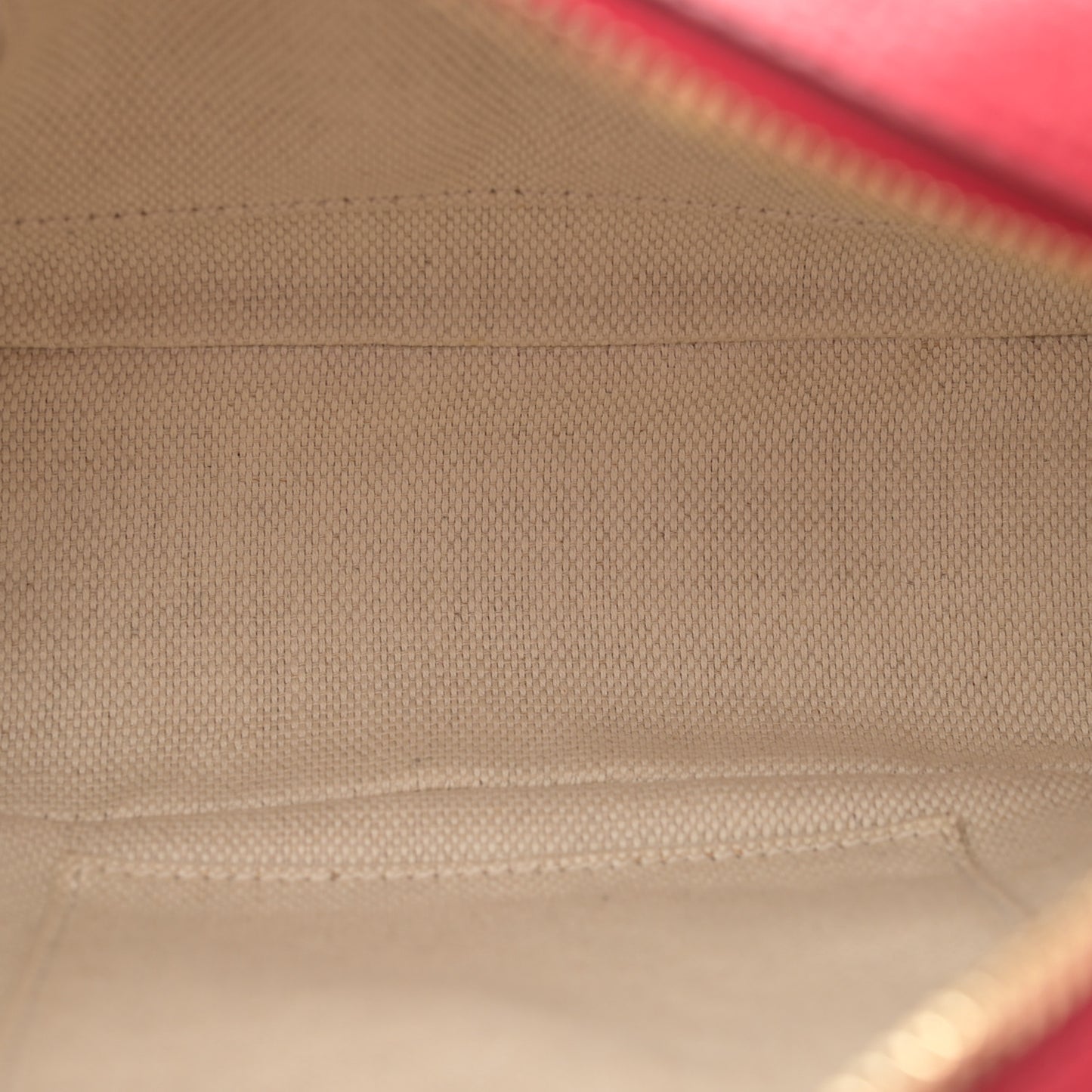 Pebbled Calfskin Small Soho Disco Bag Tabasco Red