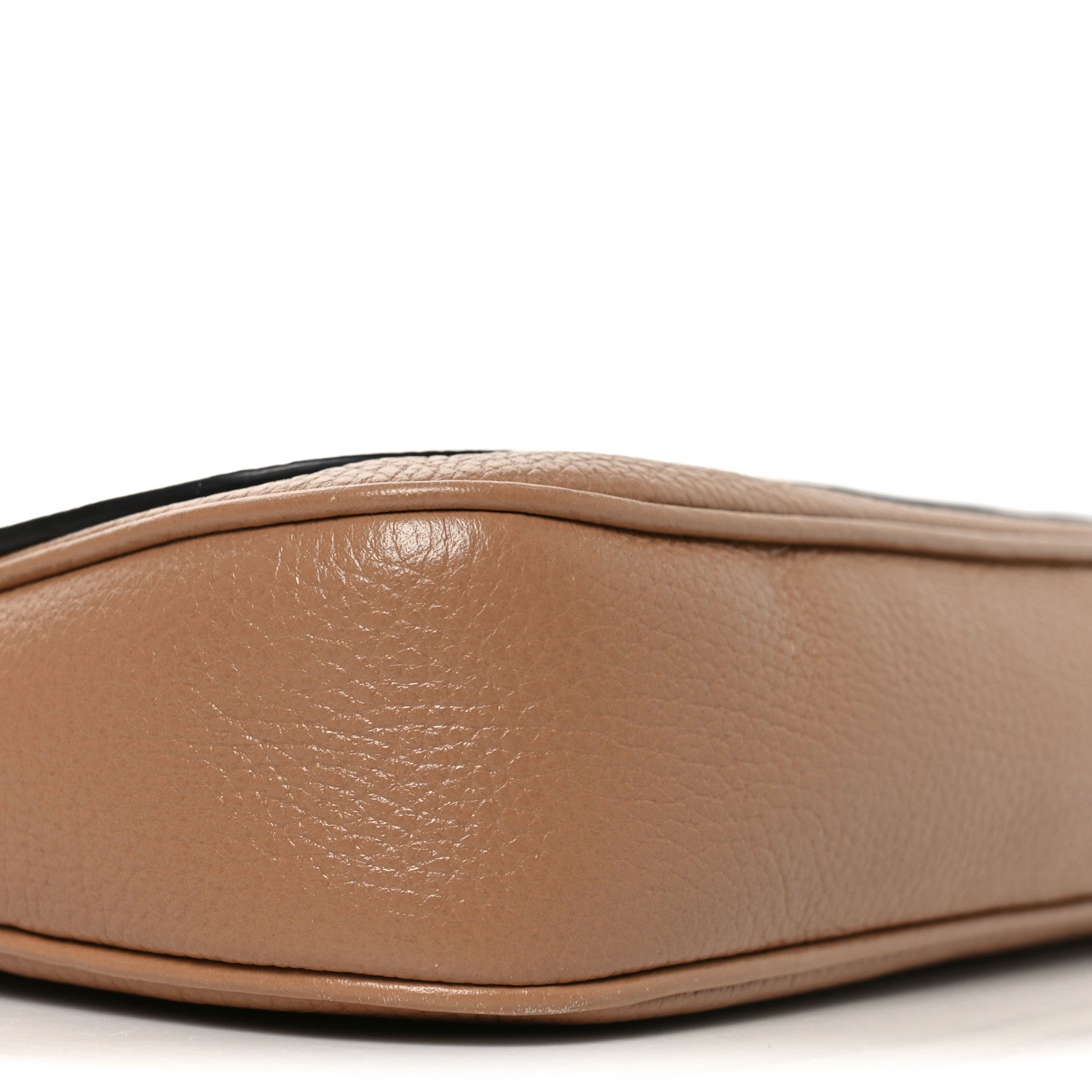 Gucci Pebbled Calfskin Medium Soho Flap Crossbody Camelia 8 of 9