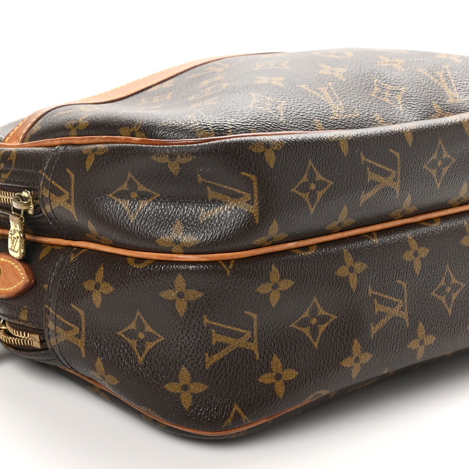 Louis Vuitton Monogram Reporter PM 9 of 11