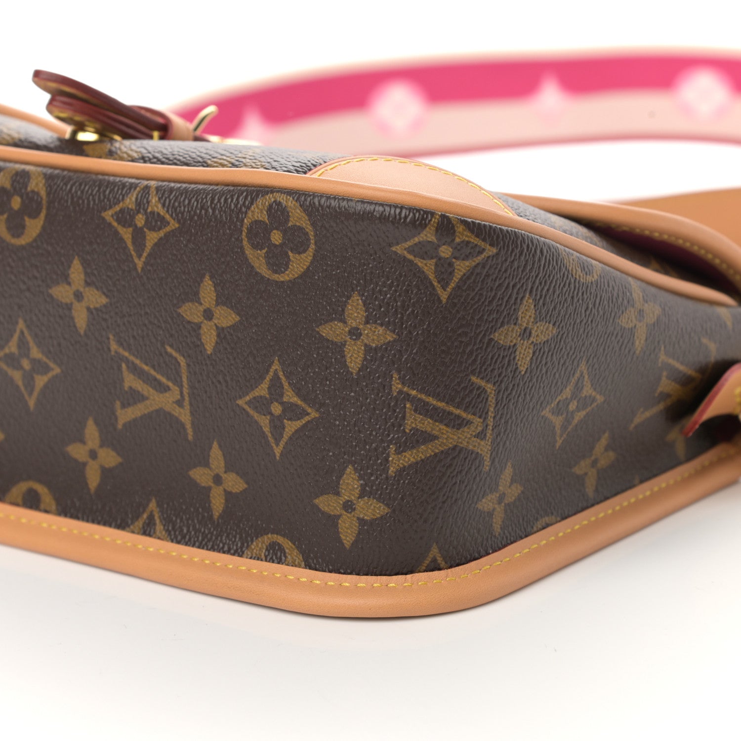 Louis Vuitton Monogram Diane Fuchsia 9 of 9