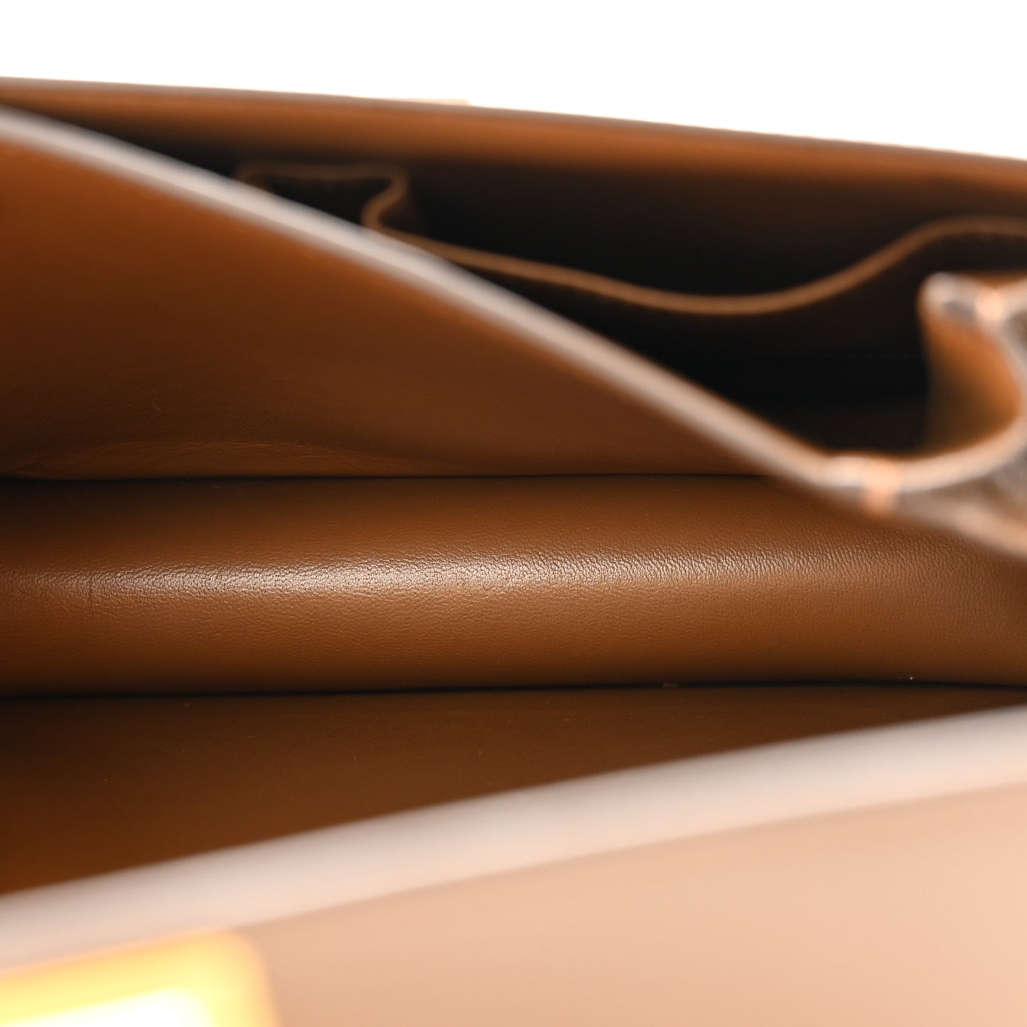 Box Calfskin Medium Classic Box Flap Bag Camel
