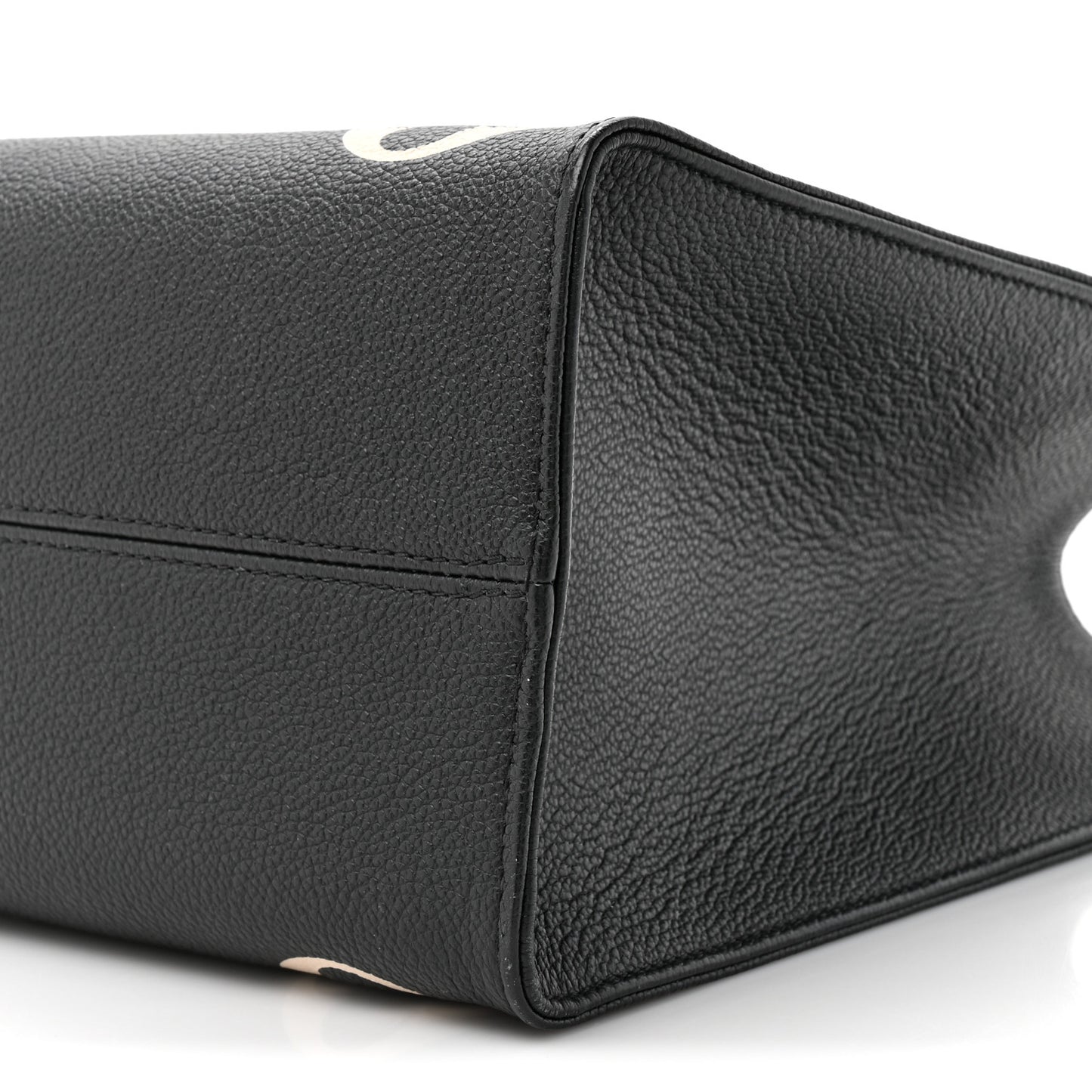 Empreinte Monogram Giant Onthego MM Black Beige