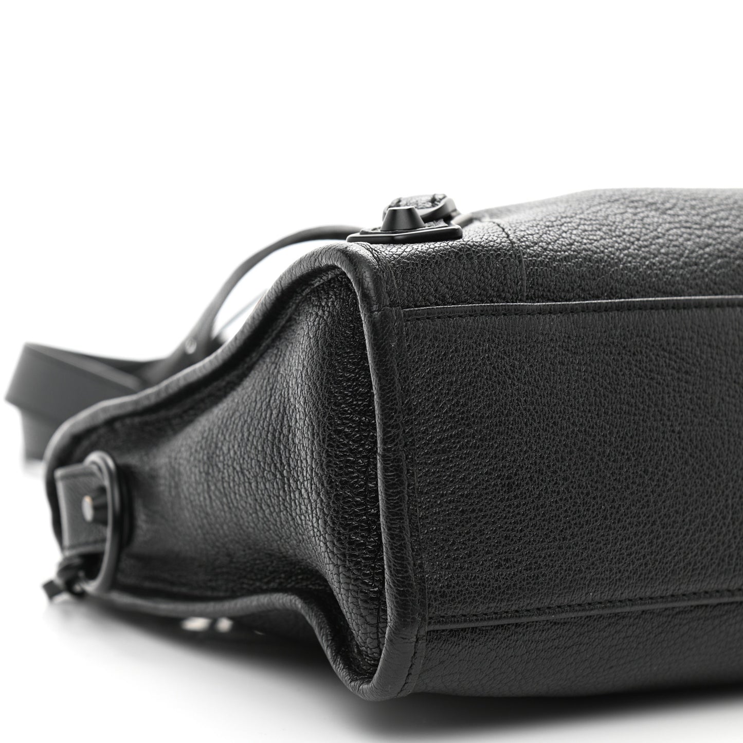 Chevre Black Metallic Edge Hardware S City Black