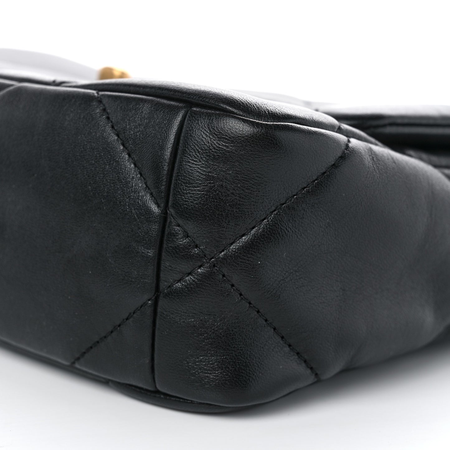 Lambskin Quilted Medium Chanel 19 Flap Black