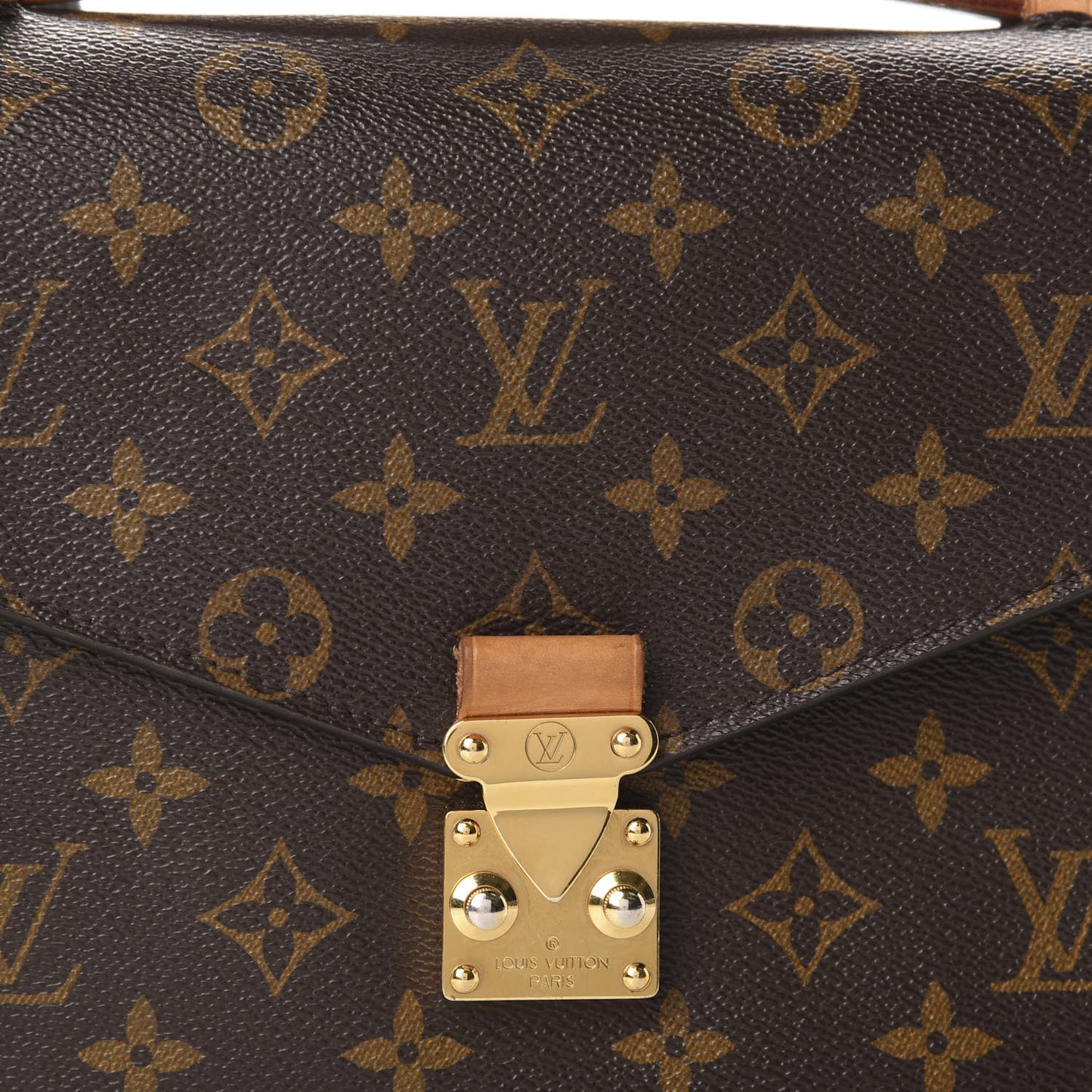 Monogram Pochette Metis