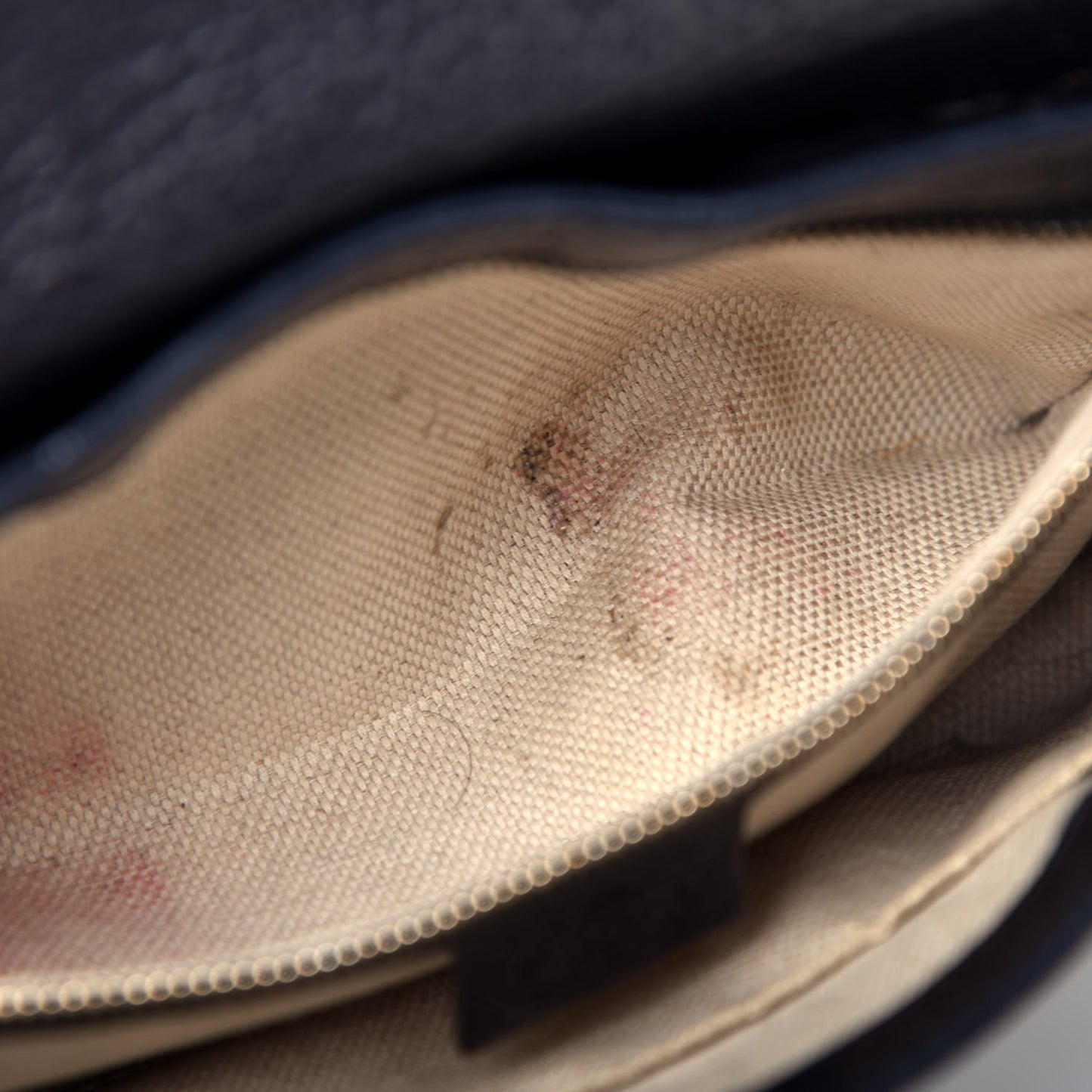 Pebbled Calfskin Medium Soho Flap Crossbody Black