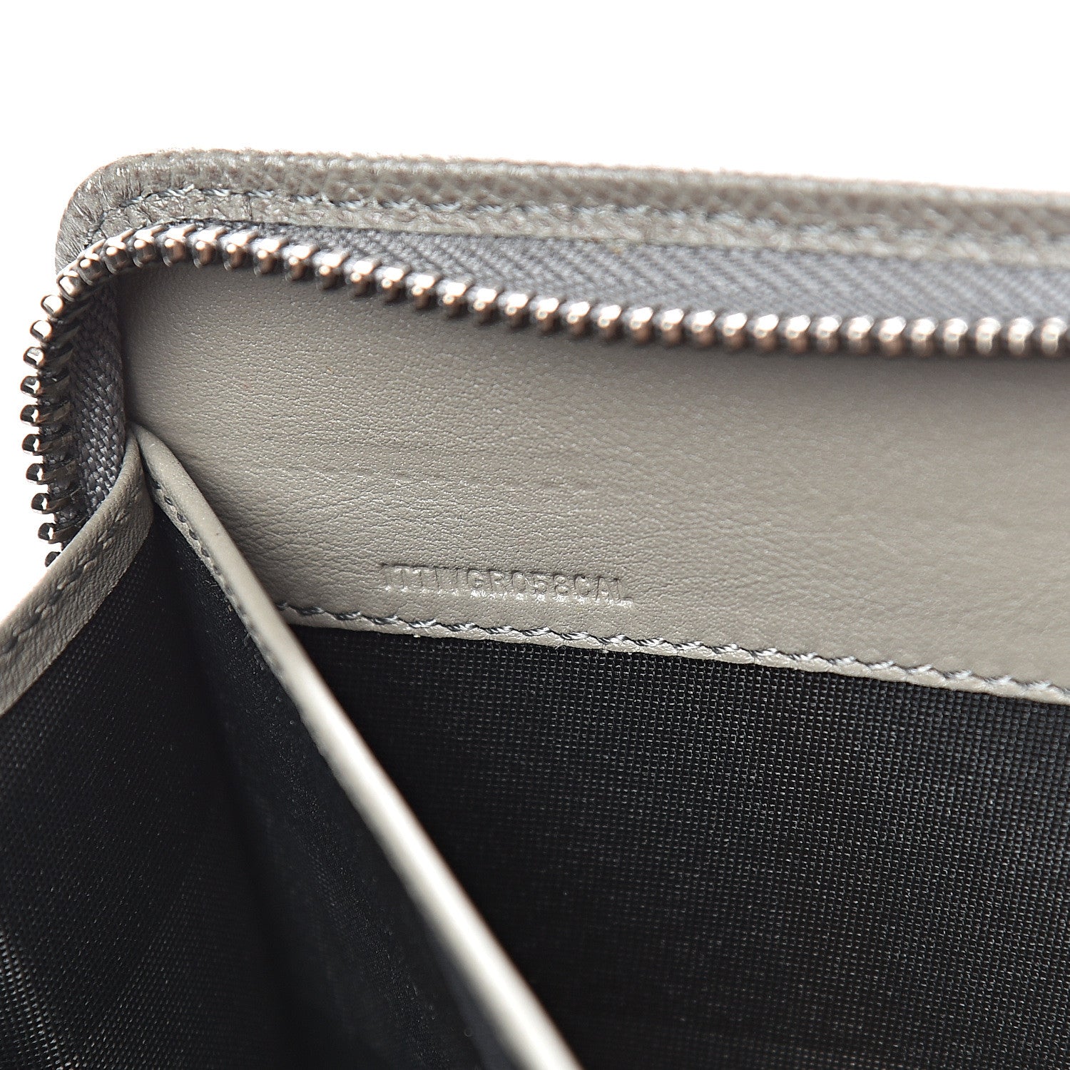 Burberry Grainy Calfskin Zip Around Organizer Grey 7 of 17