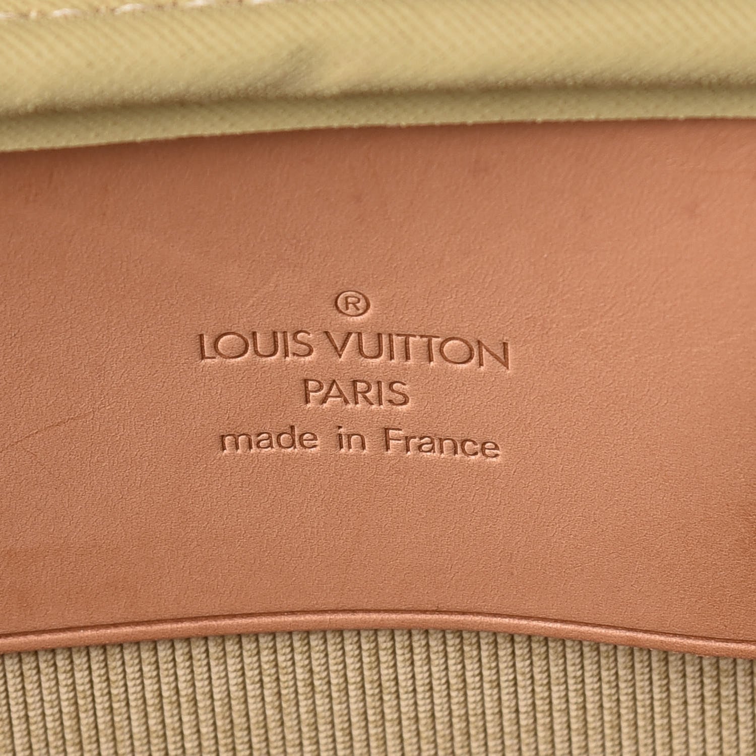 Louis Vuitton Monogram Sirius 50 9 of 15