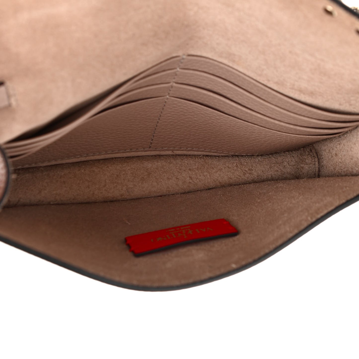 Pebbled Calfskin Rockstud Flap Wallet On Chain Poudre