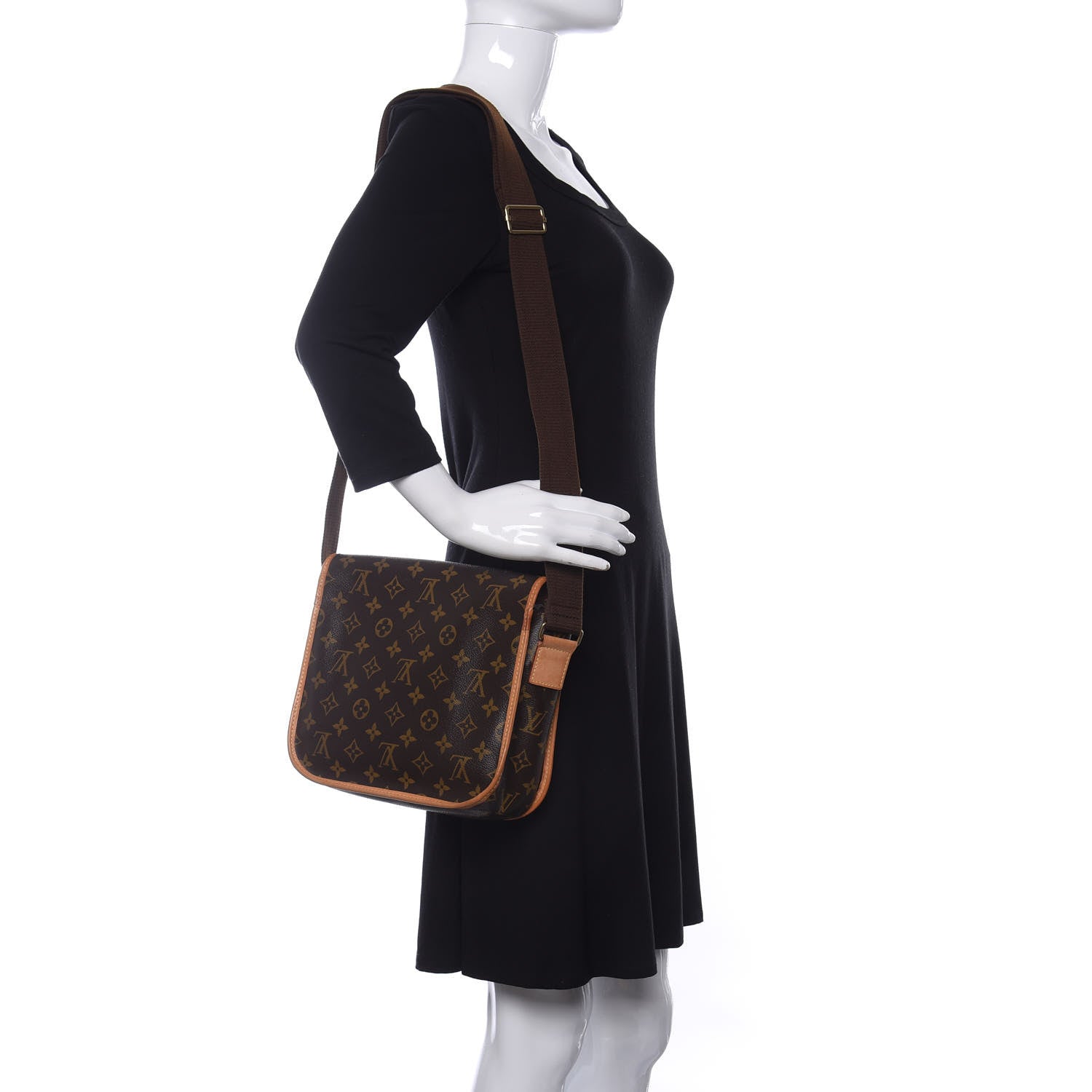Louis Vuitton Monogram Bosphore PM Messenger 2 of 10