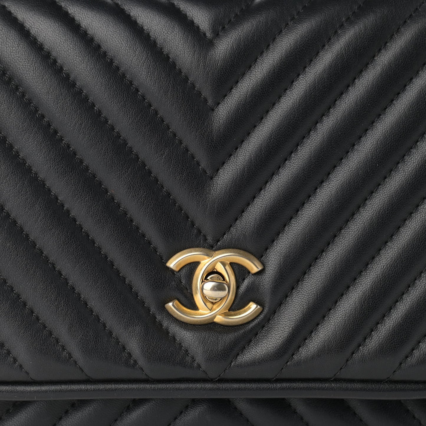 Lambskin Reverse Chevron Quilted Round Top Handle Flap Black