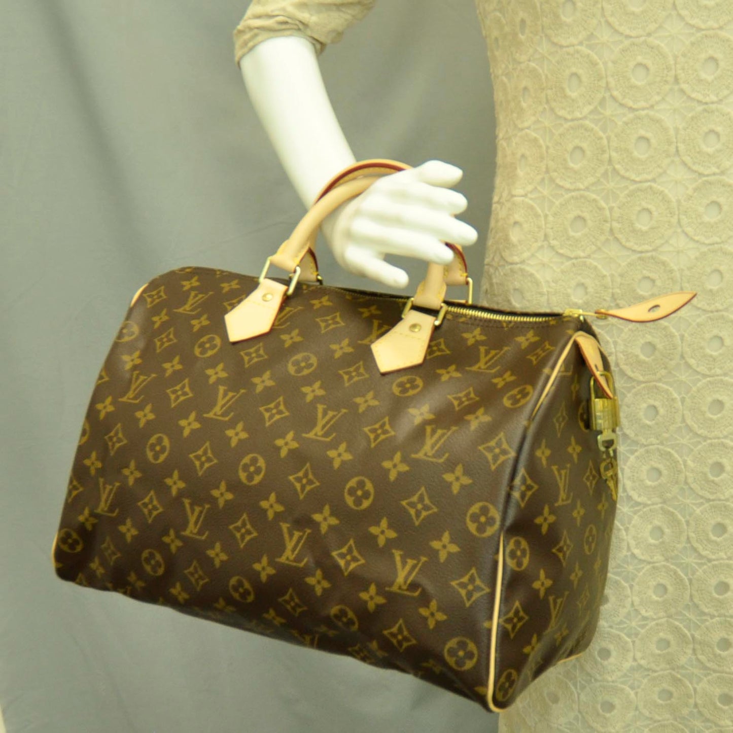 Monogram Speedy 35