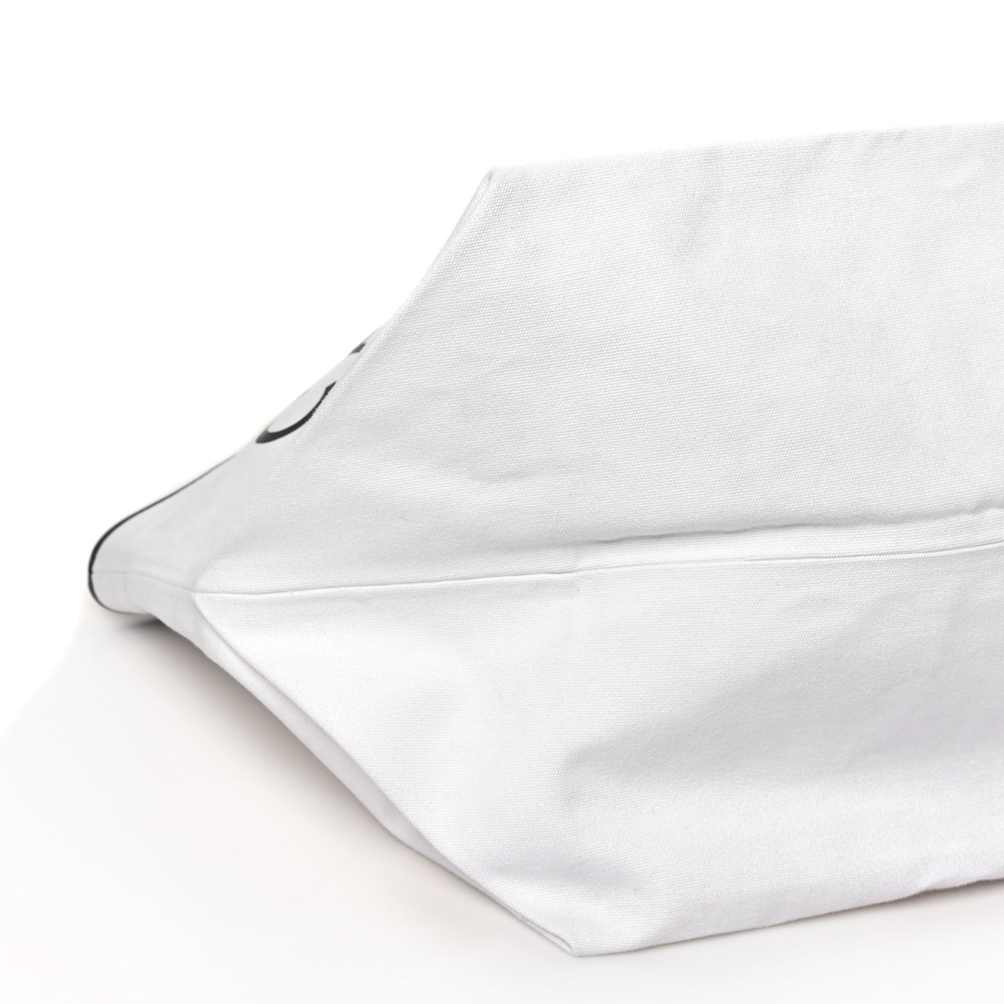 Textile Medium Made In Tote Black White