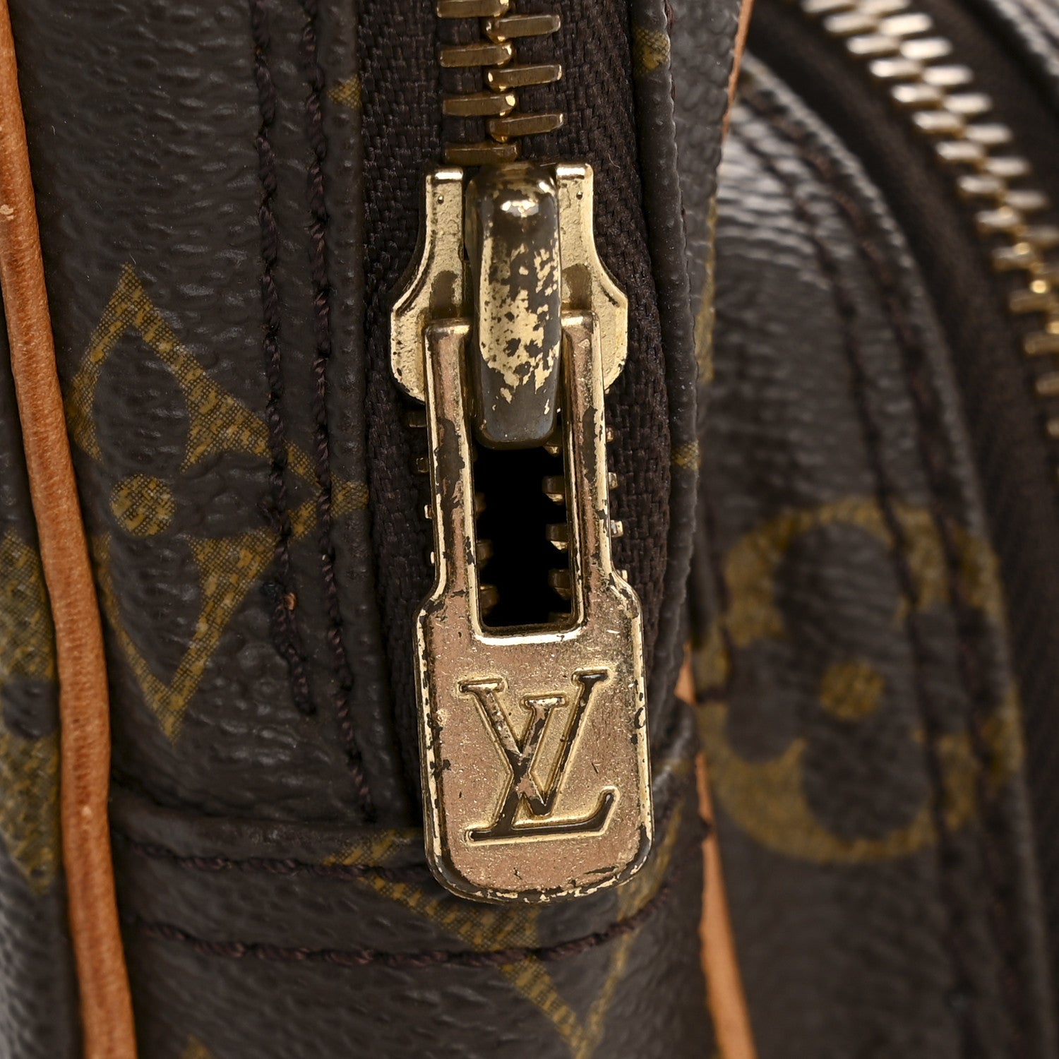 Louis Vuitton Monogram Amazone PM 12 of 14