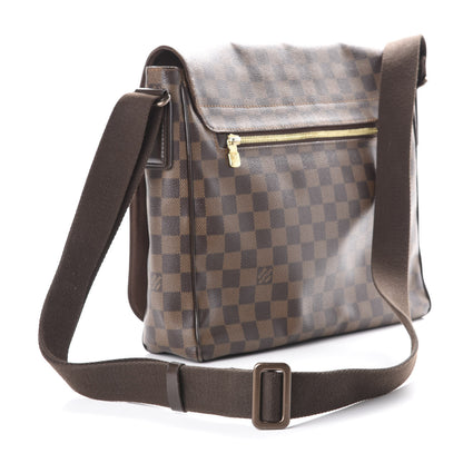 Louis Vuitton Damier Ebene District MM 3 of 10