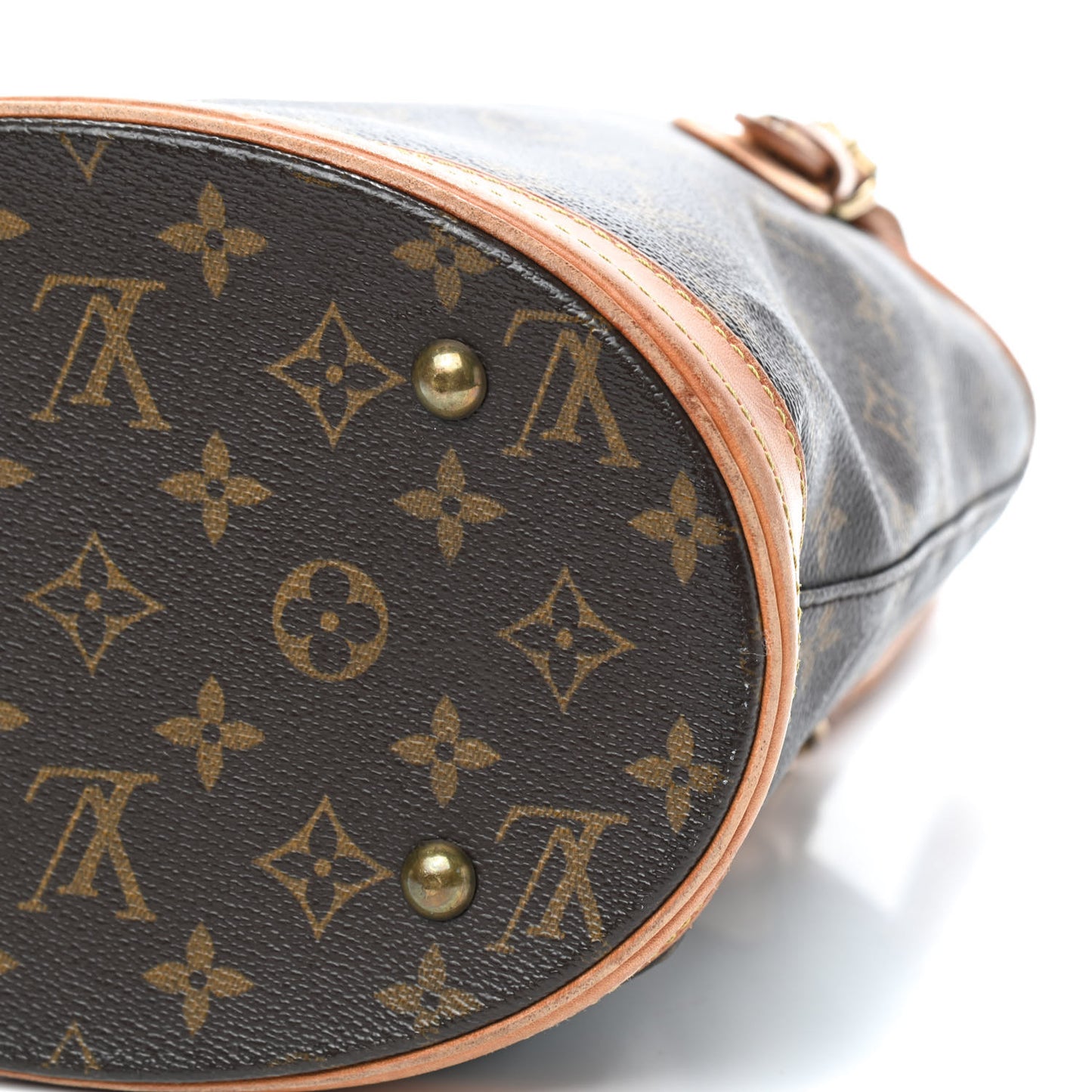 Monogram Petit Bucket 23